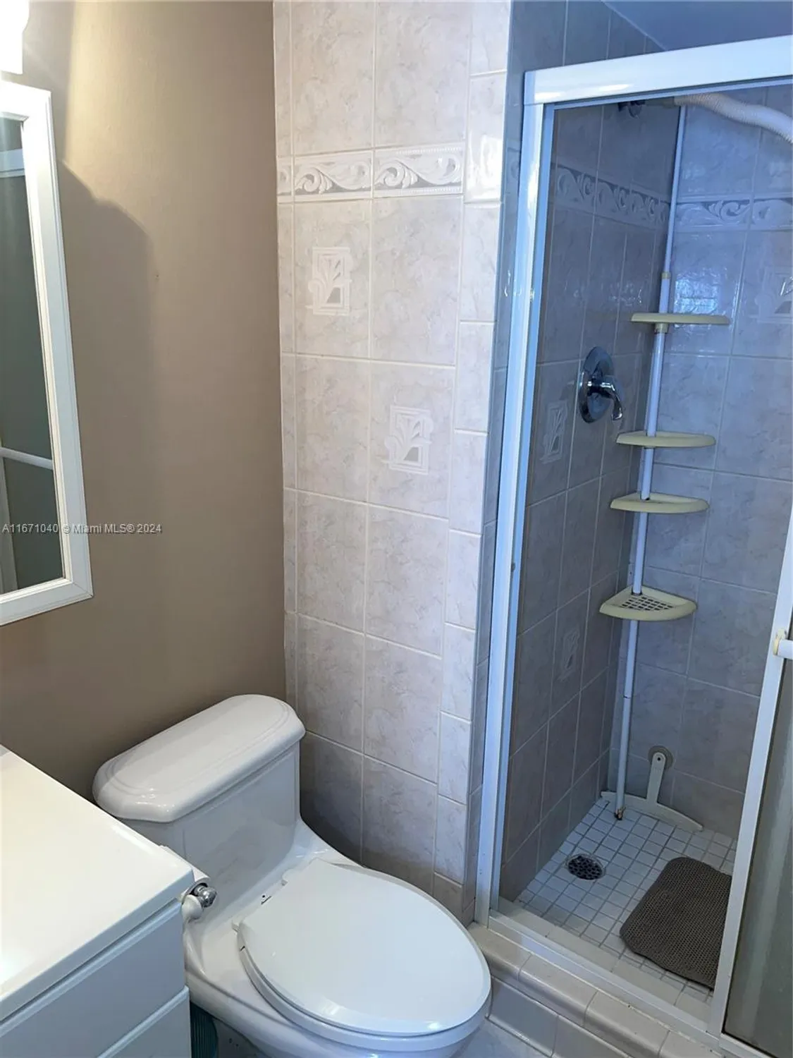Property Slideshow image 19 of 51 | 9720 s hollybrook lake dr apt 101, Pembroke Pines, FL, 33025