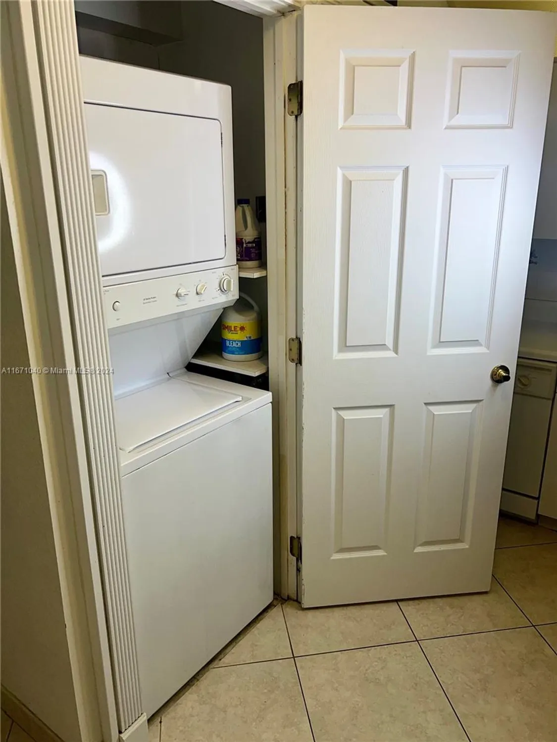 Property Slideshow image 11 of 51 | 9720 s hollybrook lake dr apt 101, Pembroke Pines, FL, 33025