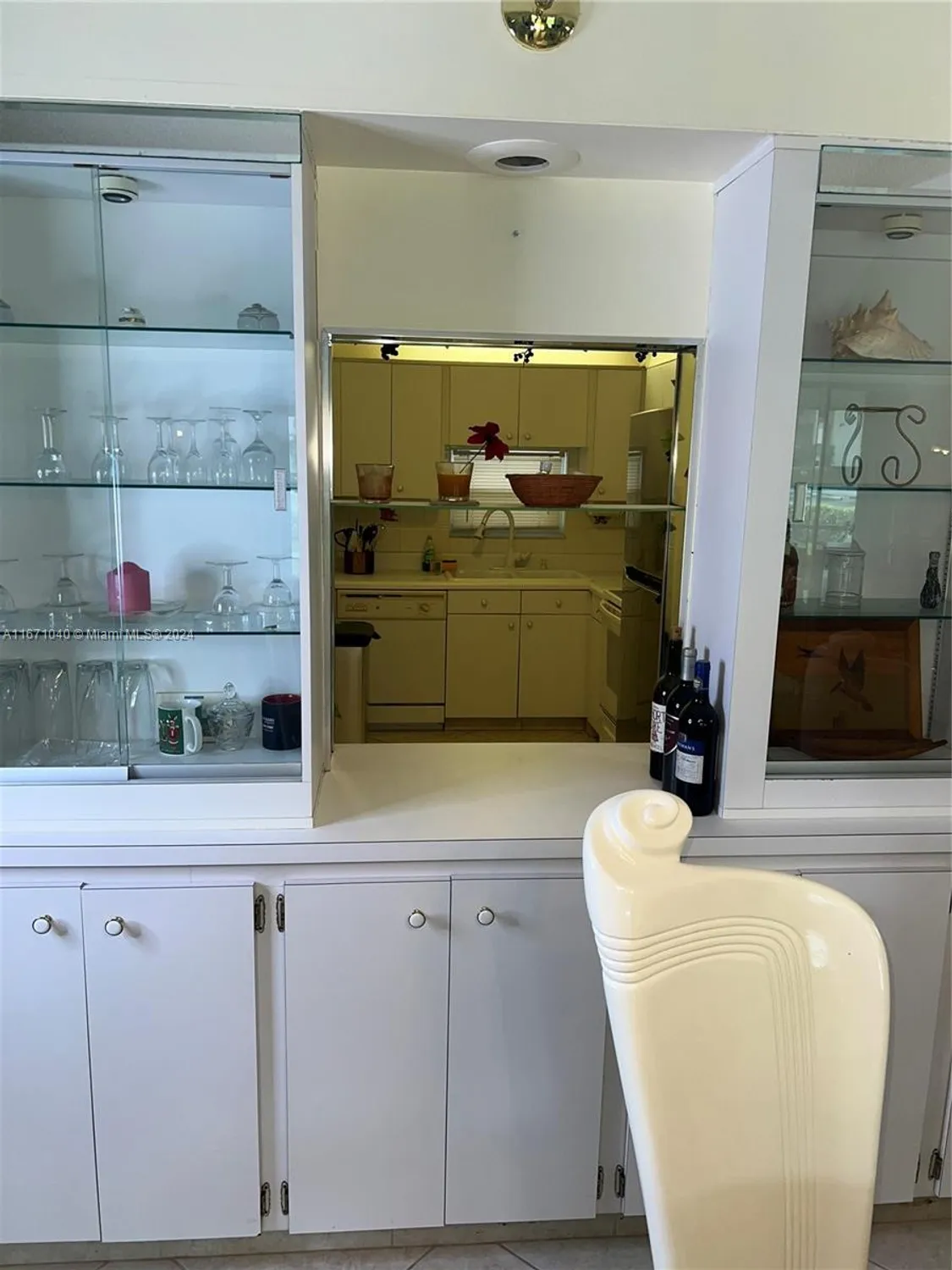 Property Slideshow image 25 of 51 | 9720 s hollybrook lake dr apt 101, Pembroke Pines, FL, 33025