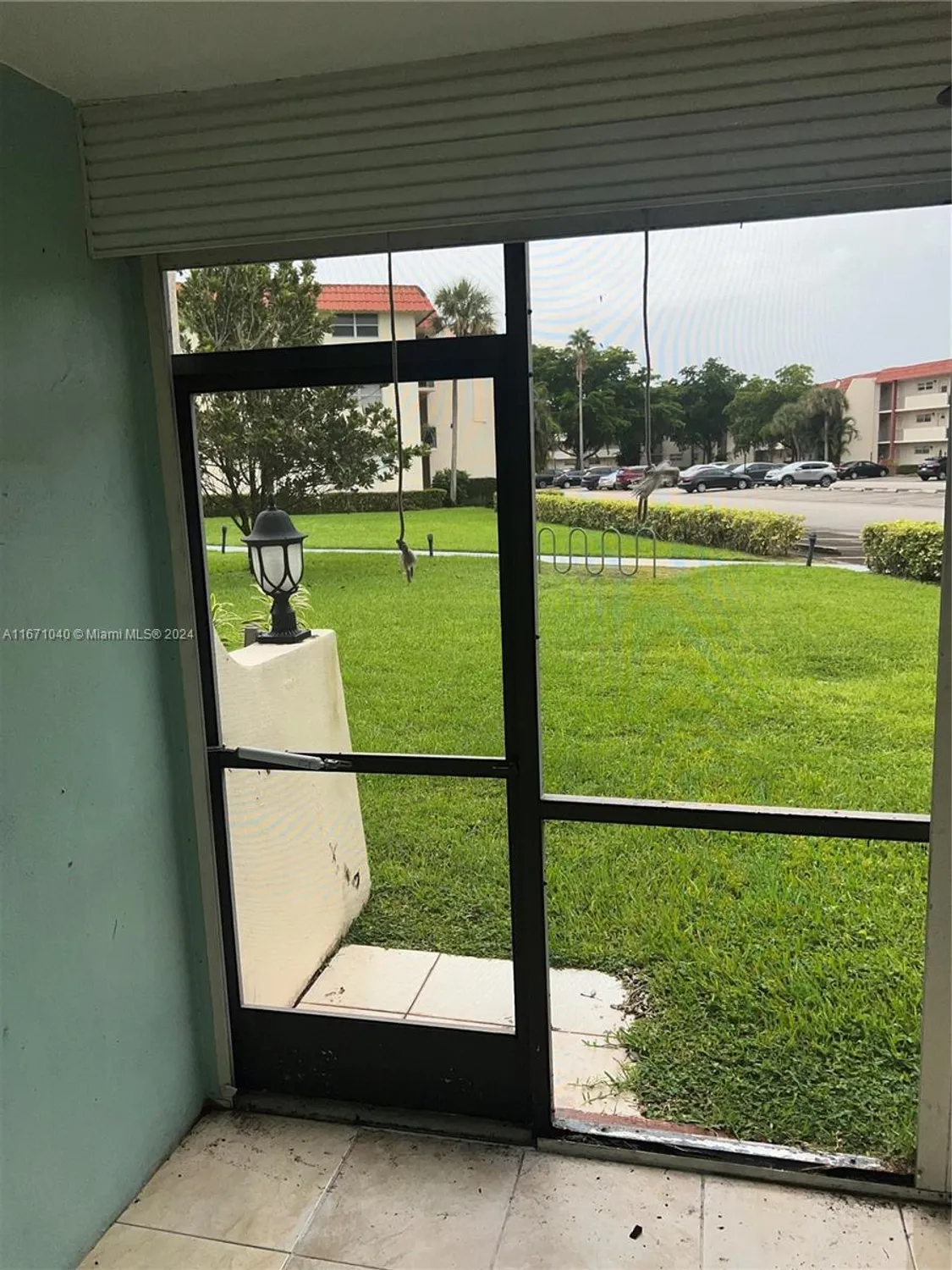 Property Slideshow image 36 of 51 | 9720 s hollybrook lake dr apt 101, Pembroke Pines, FL, 33025