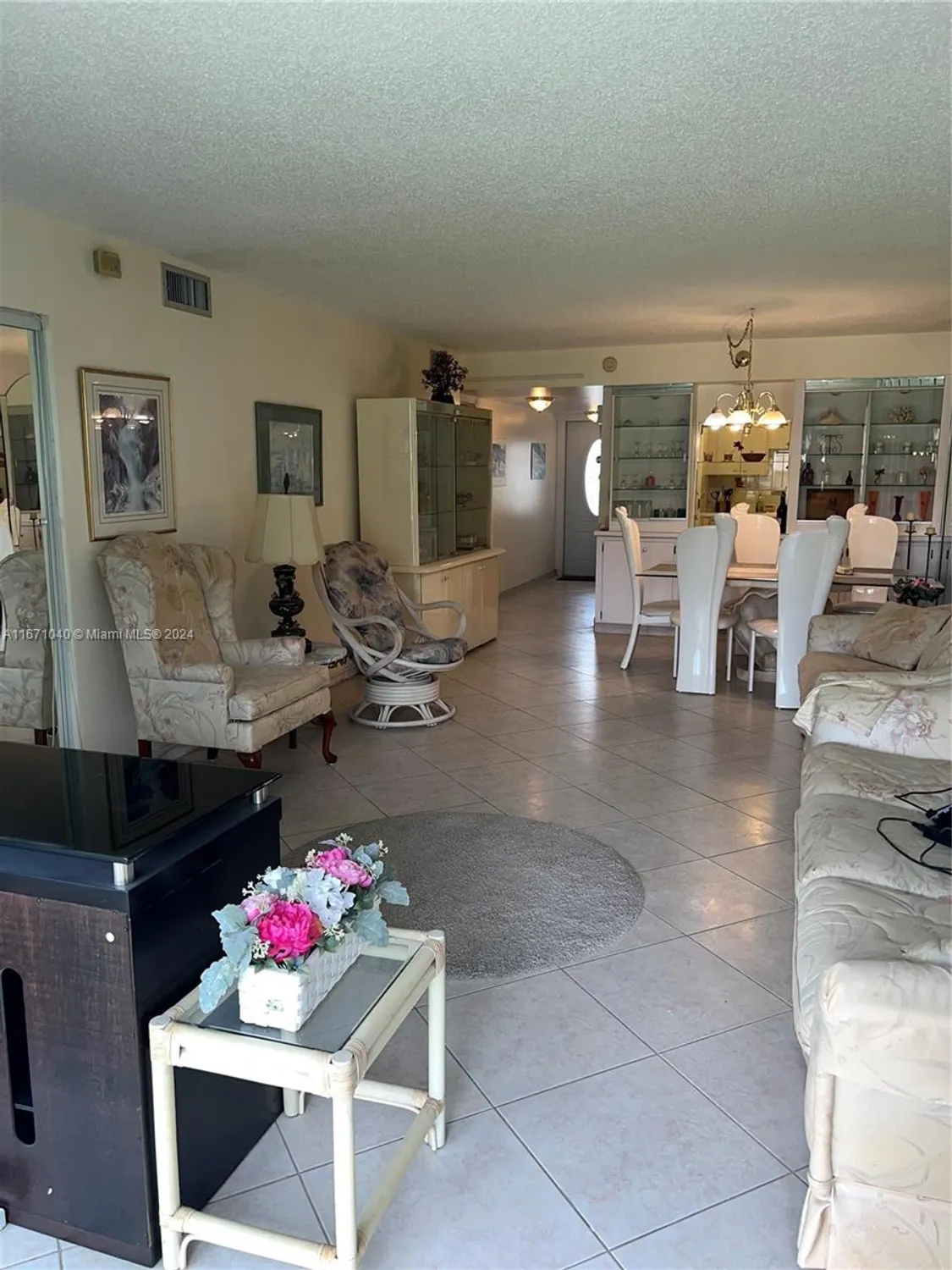 Property Slideshow image 38 of 51 | 9720 s hollybrook lake dr apt 101, Pembroke Pines, FL, 33025