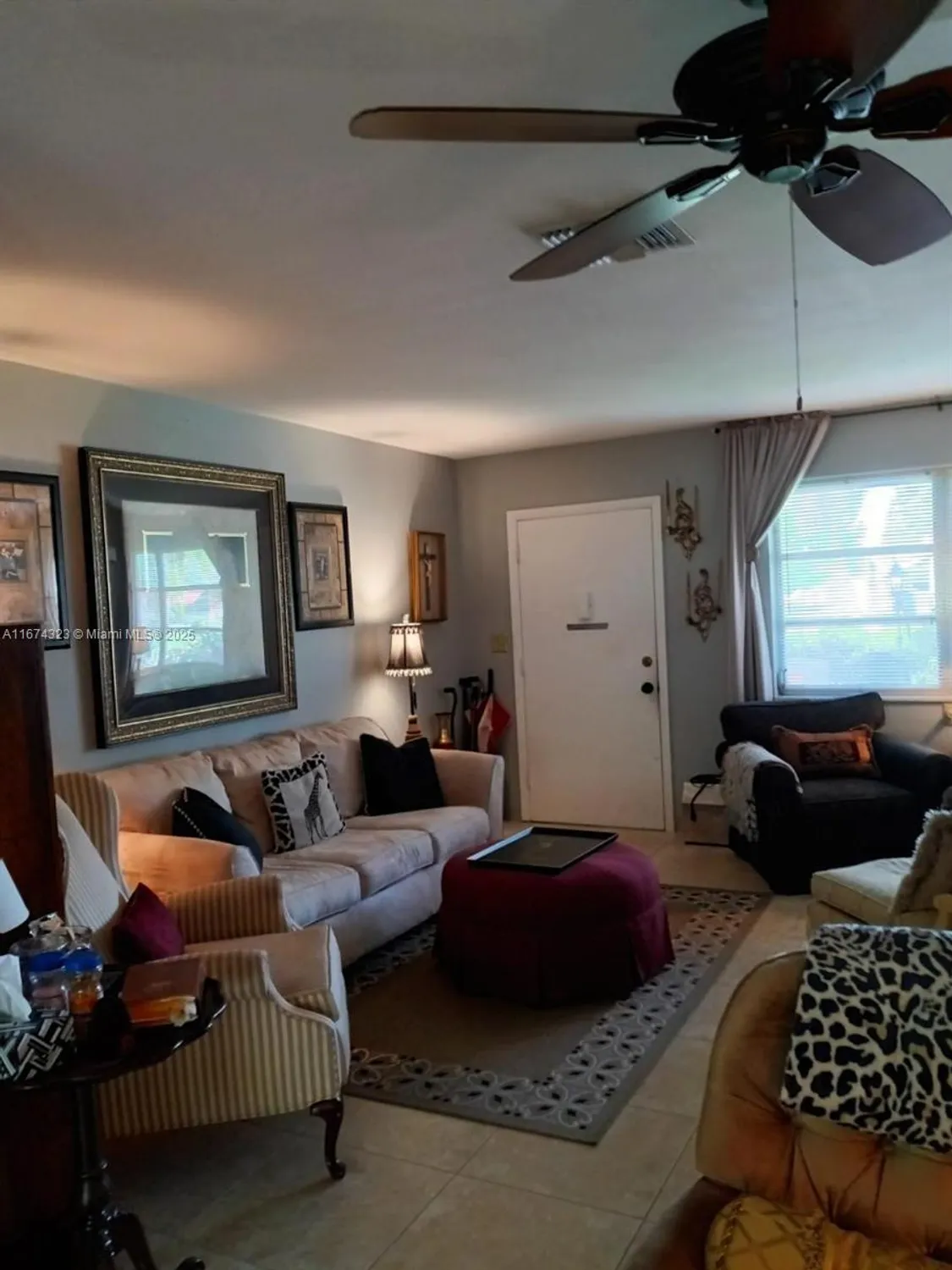 Property Slideshow image 7 of 26 | 4200 nw 47th st, Tamarac, FL, 33319