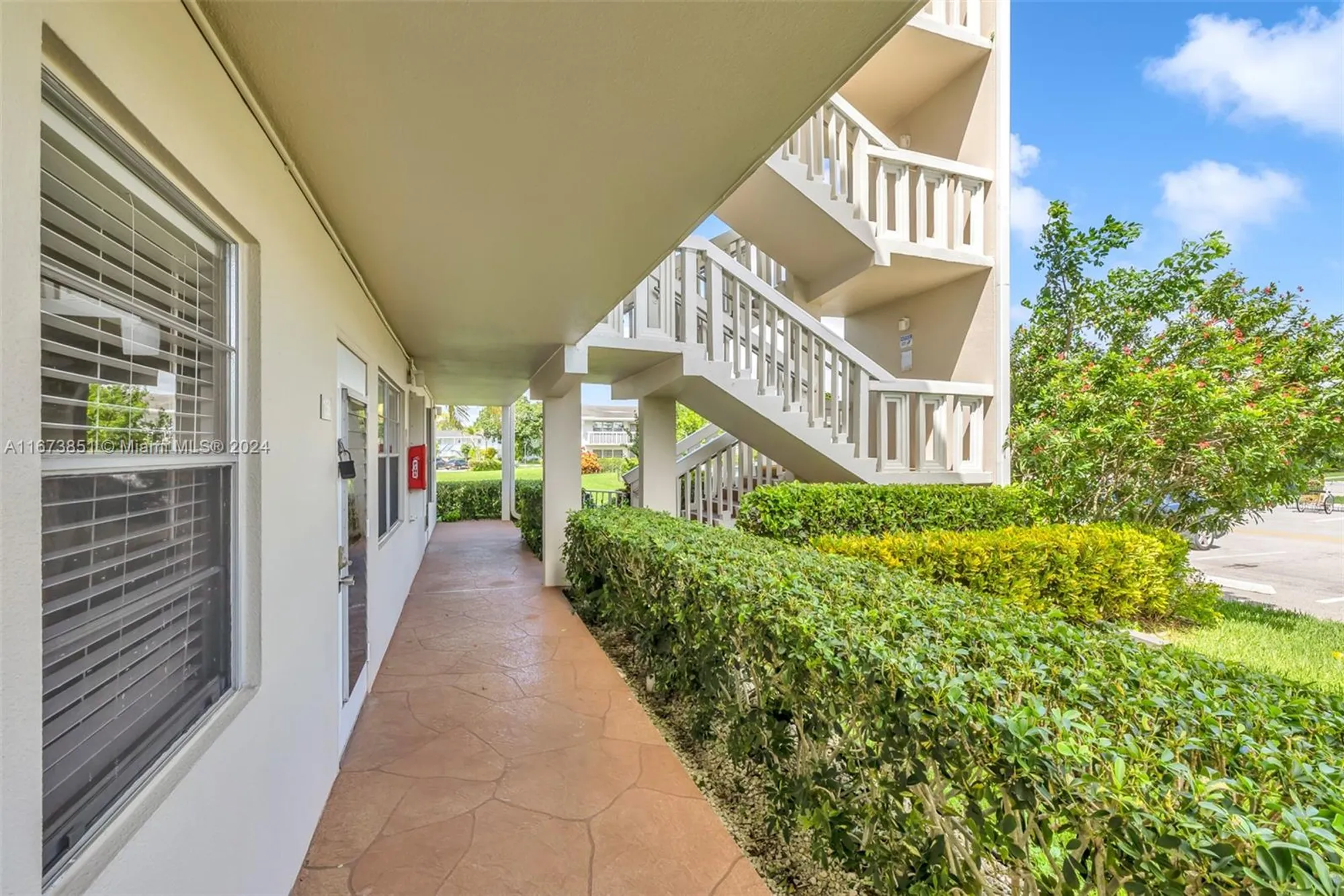 Property Slideshow image 12 of 39 | 156 grantham e unit e, Deerfield Beach, FL, 33442