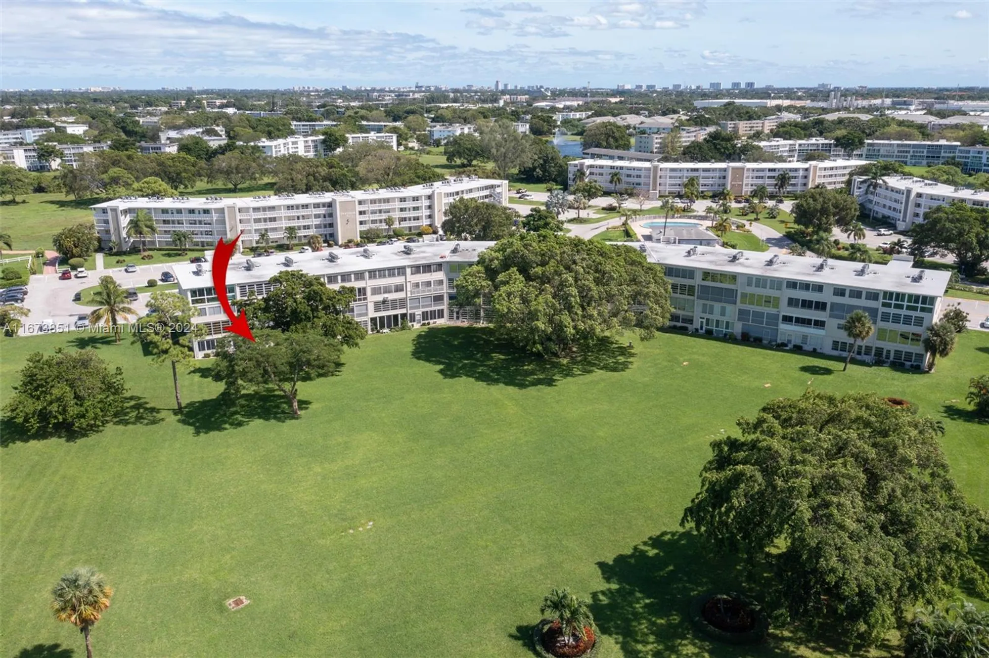 Property Slideshow image 3 of 39 | 156 grantham e unit e, Deerfield Beach, FL, 33442