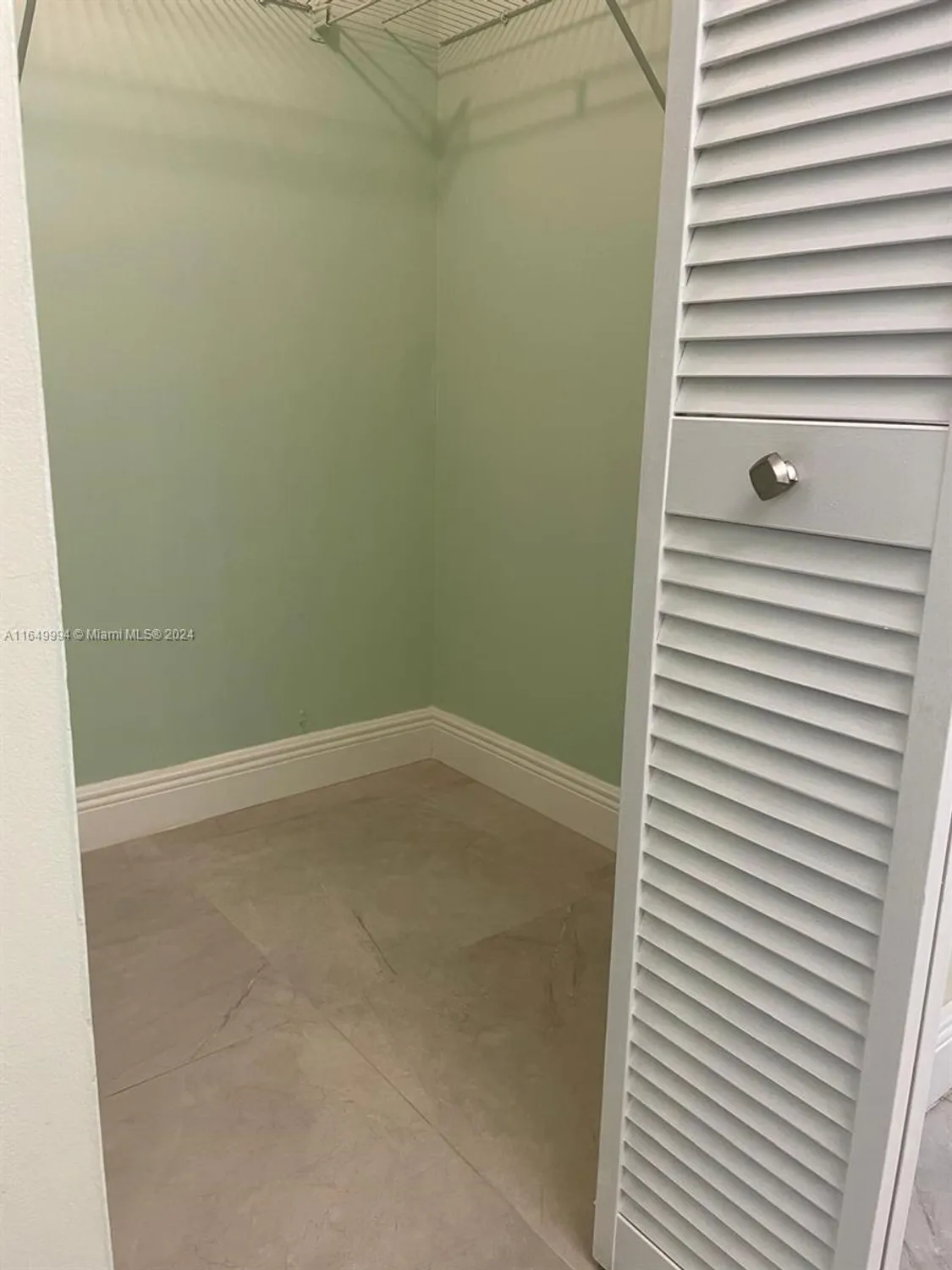 Property Slideshow image 14 of 17 | 6700 royal palm blvd 103d, Margate, FL, 33063