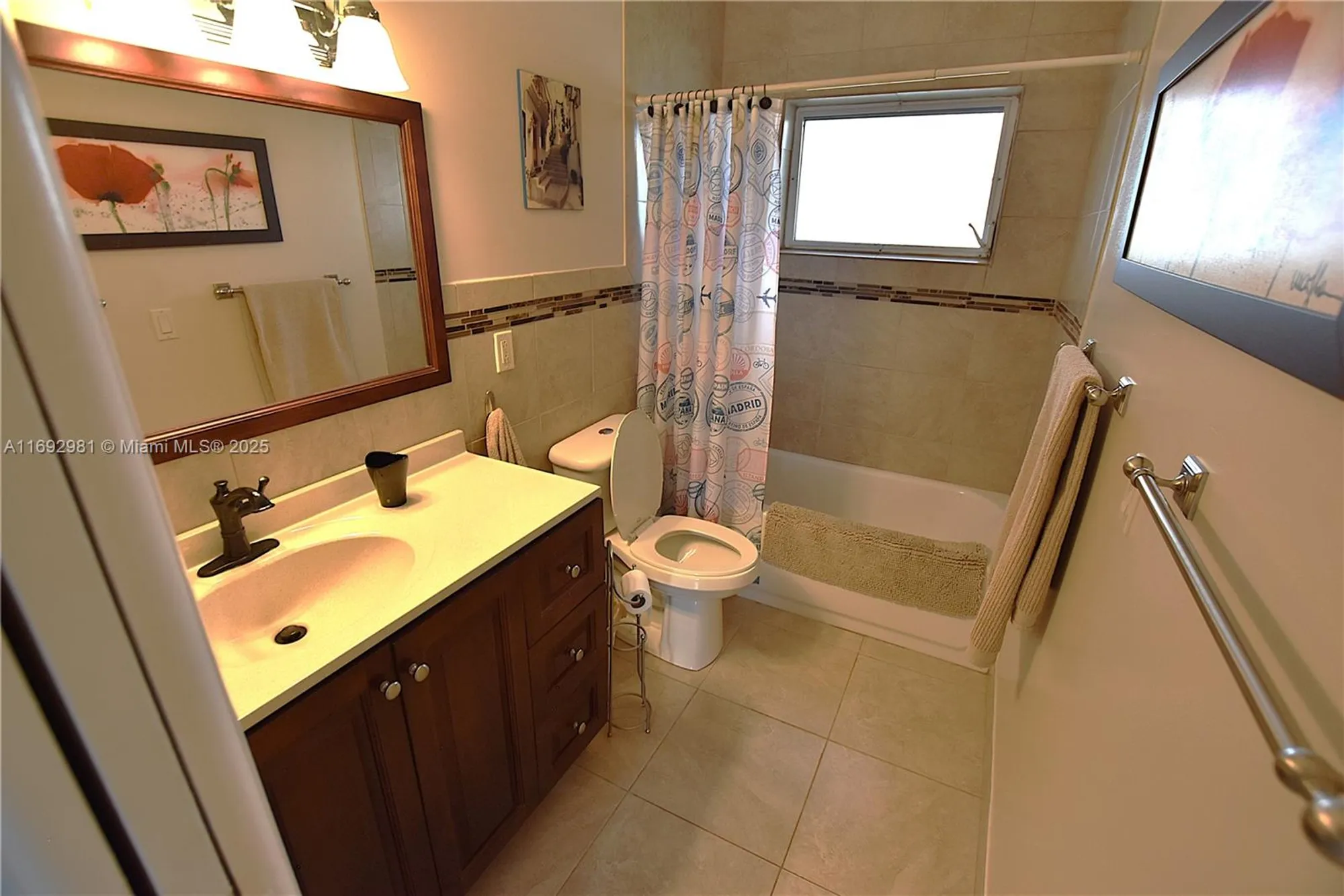 Property Slideshow image 16 of 32 | 2688 dudley dr h, West Palm Beach, FL, 33415
