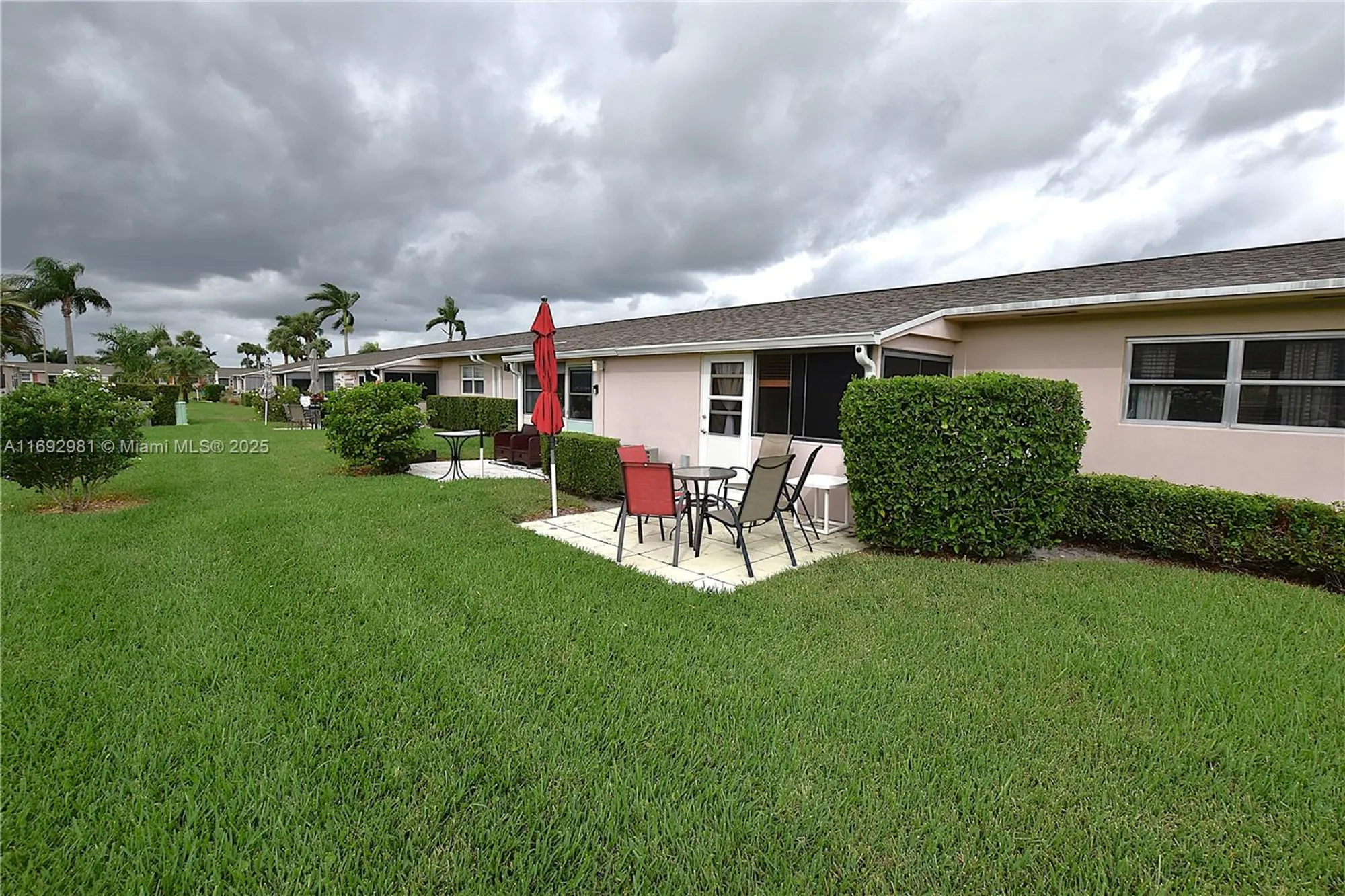 Property Slideshow image 26 of 32 | 2688 dudley dr h, West Palm Beach, FL, 33415