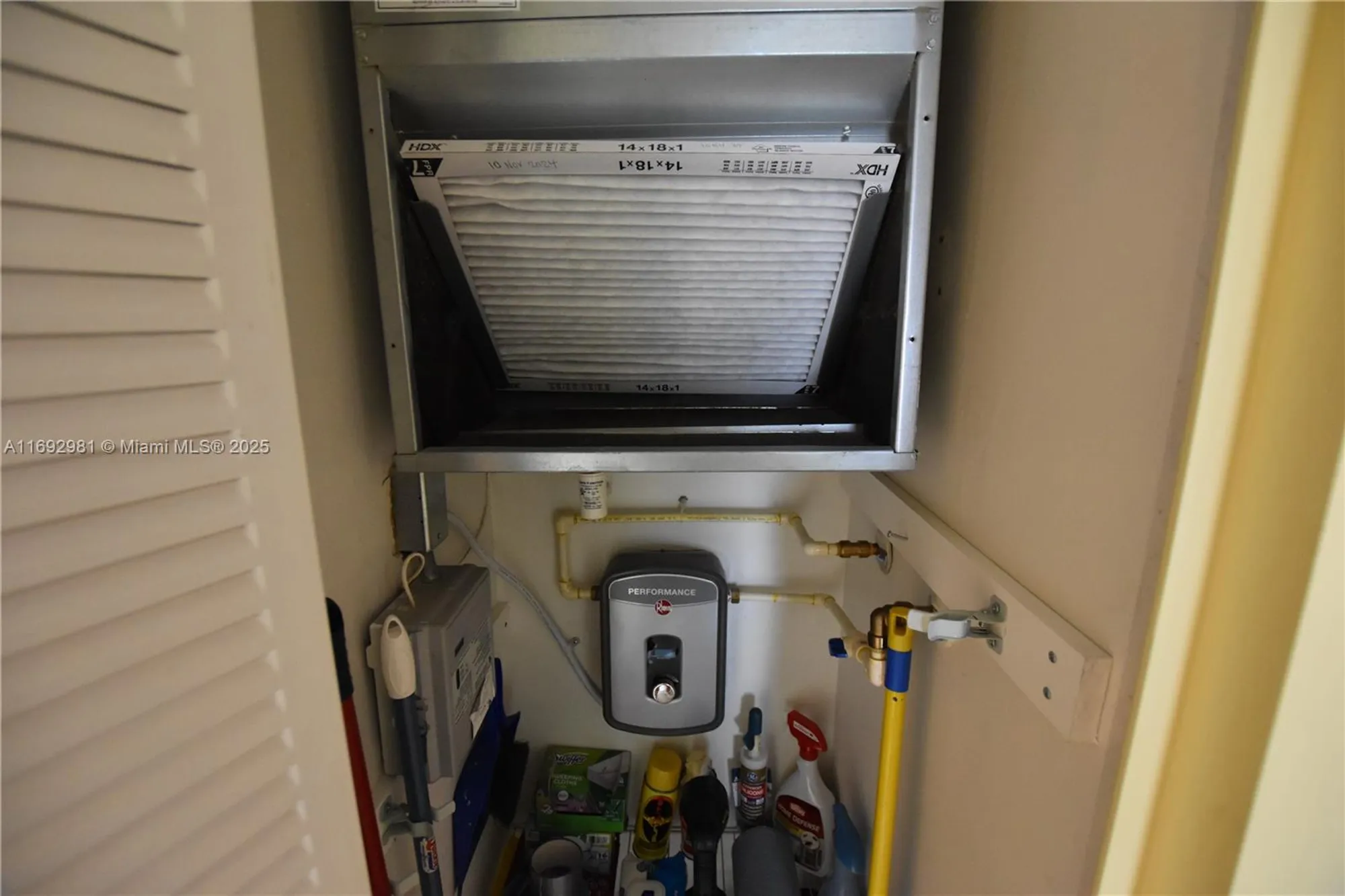 Property Slideshow image 20 of 32 | 2688 dudley dr h, West Palm Beach, FL, 33415