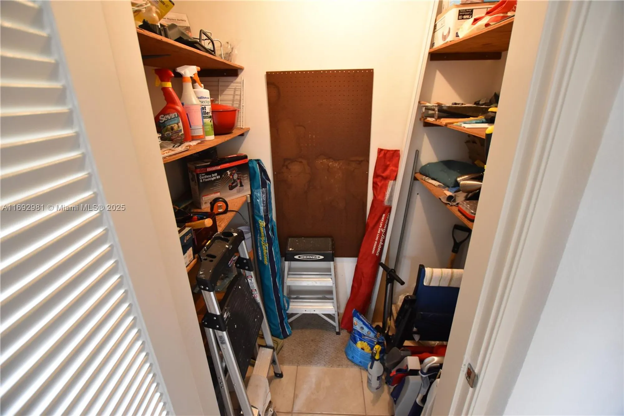 Property Slideshow image 23 of 32 | 2688 dudley dr h, West Palm Beach, FL, 33415