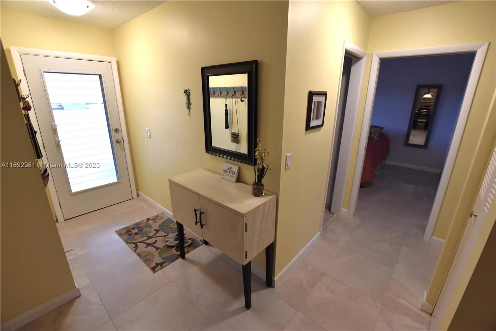 Property Slideshow image 5 of 32 | 2688 dudley dr h, West Palm Beach, FL, 33415