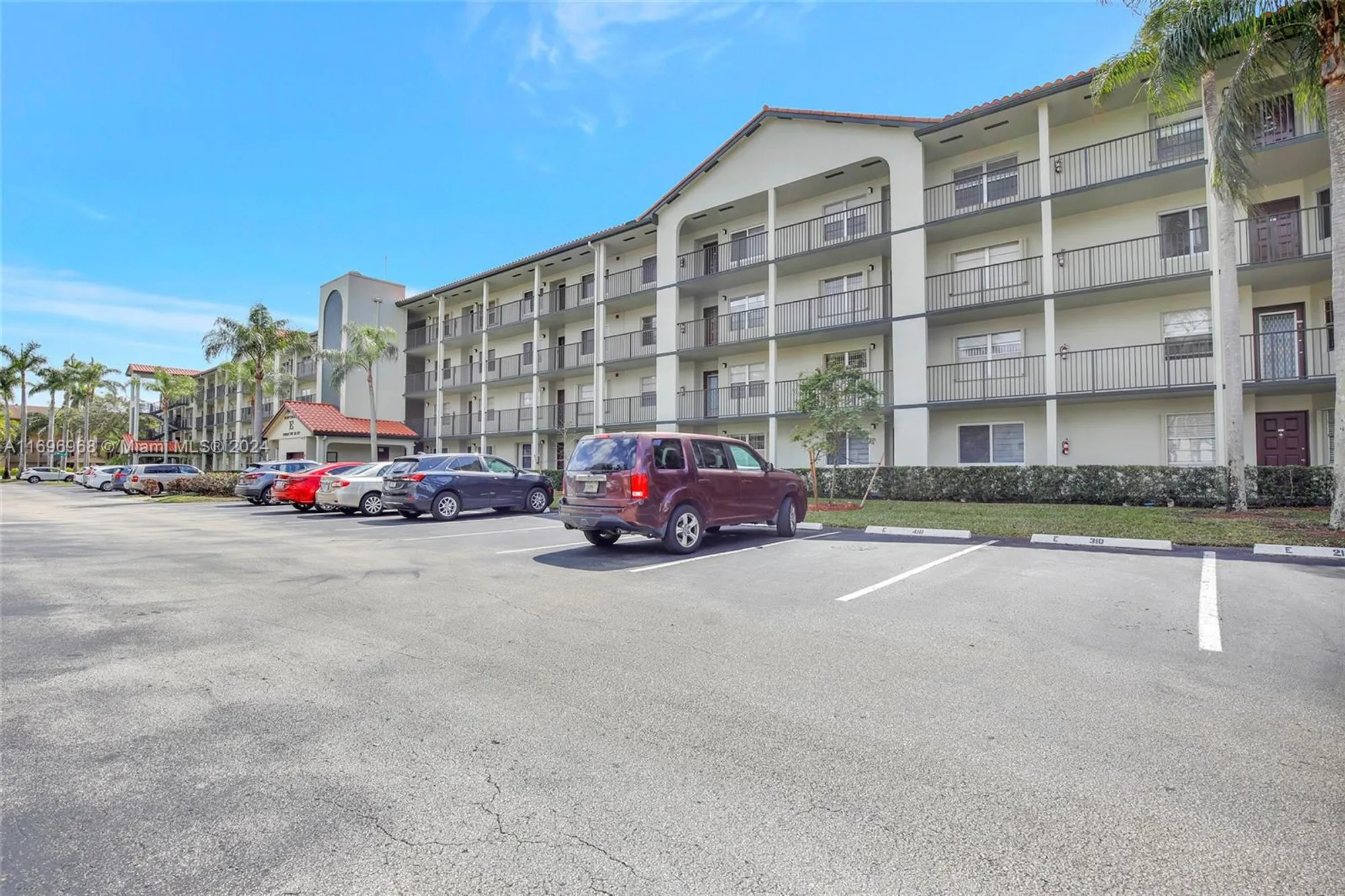 Property Slideshow image 34 of 40 | 12900 sw 13th st 214e, Pembroke Pines, FL, 33027