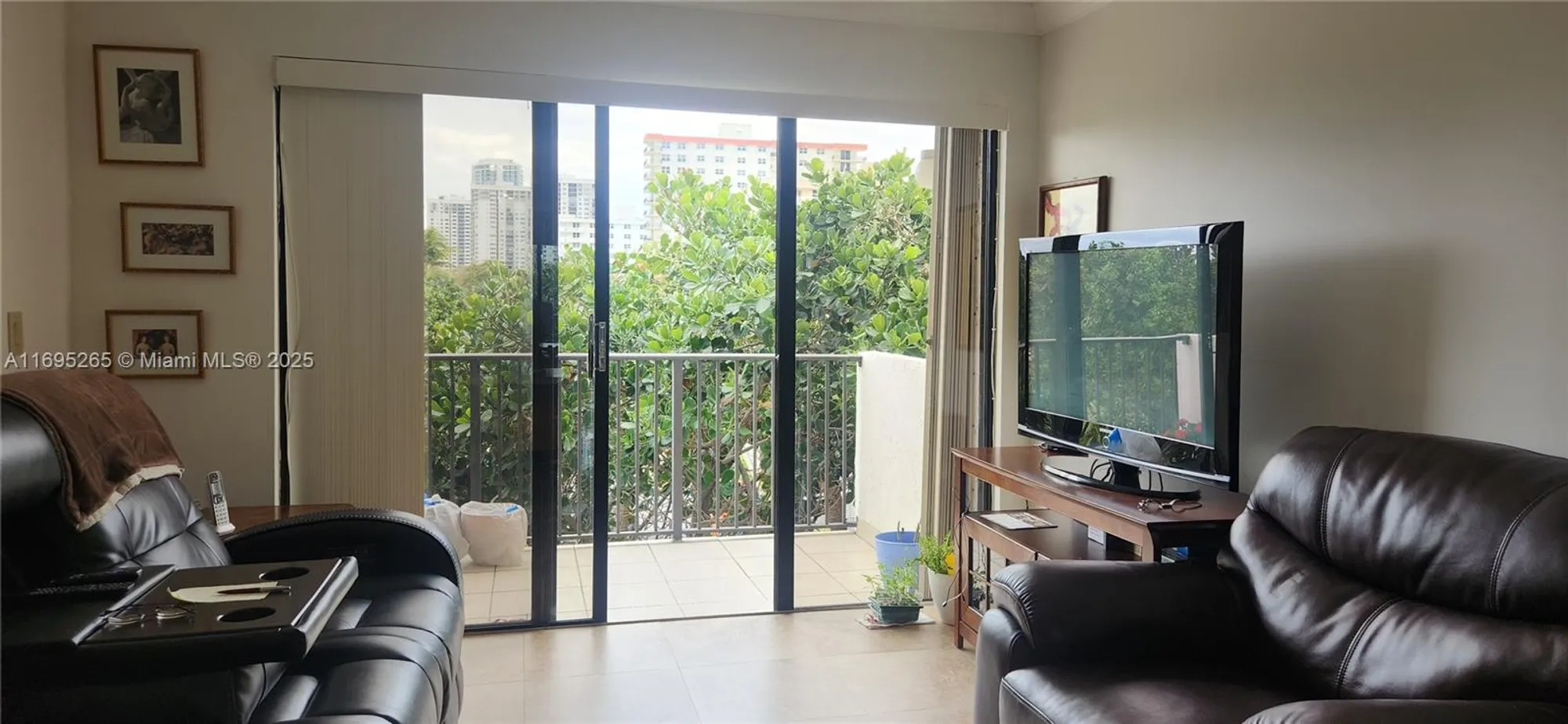 Property Slideshow image 14 of 100 | 1201 s ocean dr 304s, Hollywood, FL, 33019