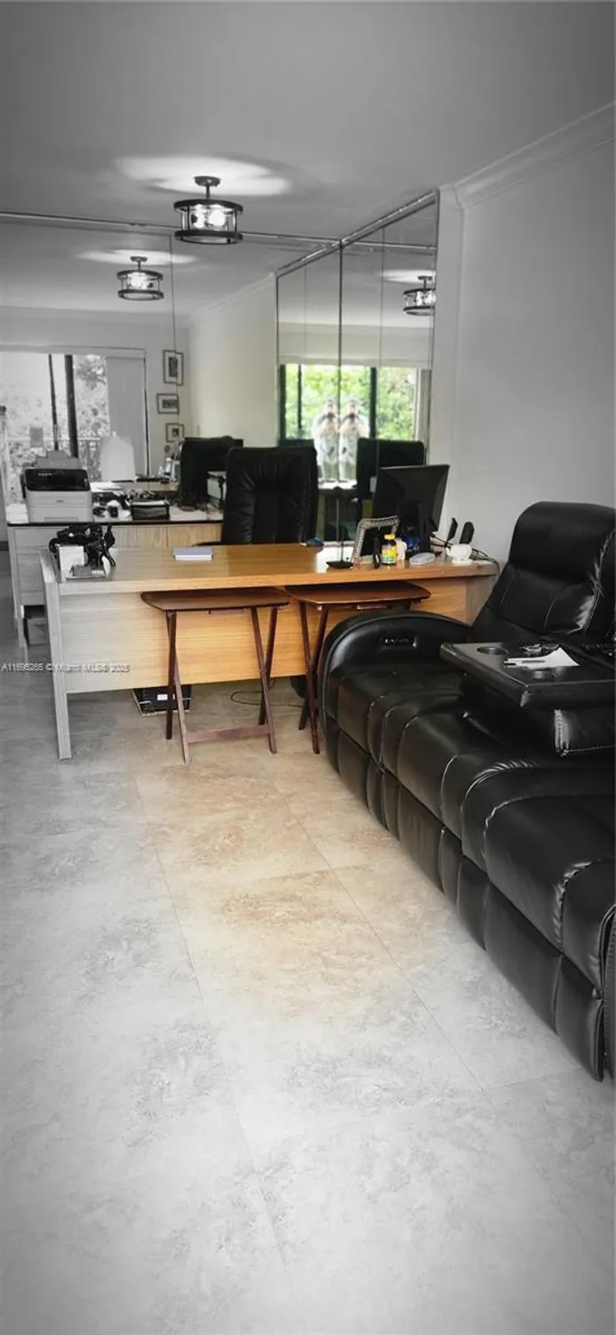 Property Slideshow image 18 of 100 | 1201 s ocean dr 304s, Hollywood, FL, 33019