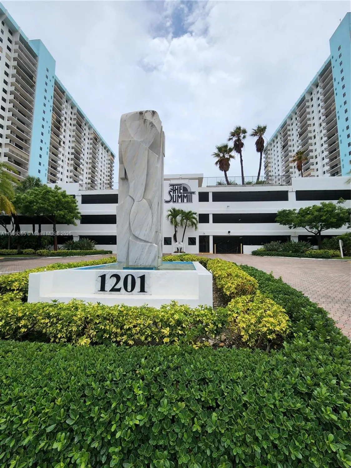 Property Slideshow image 51 of 100 | 1201 s ocean dr 304s, Hollywood, FL, 33019
