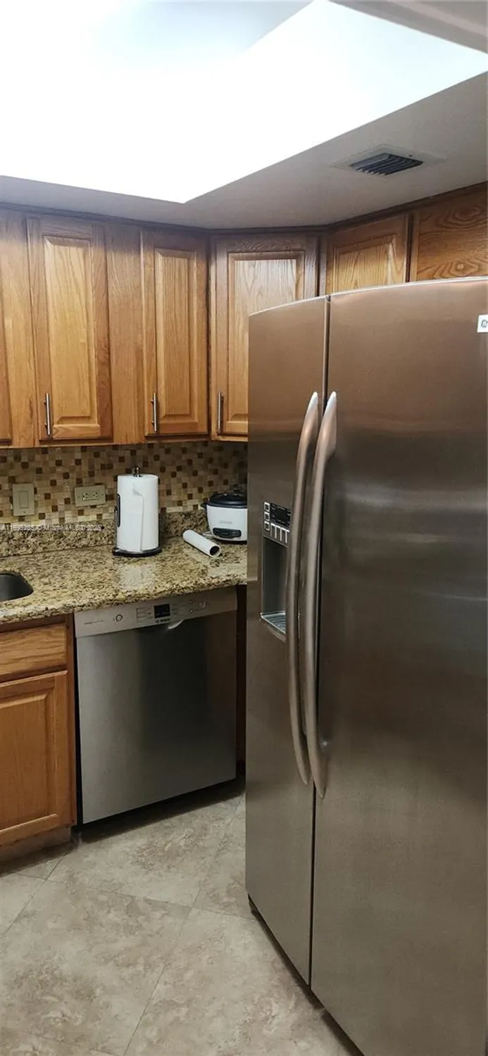 Property Slideshow image 7 of 100 | 1201 s ocean dr 304s, Hollywood, FL, 33019