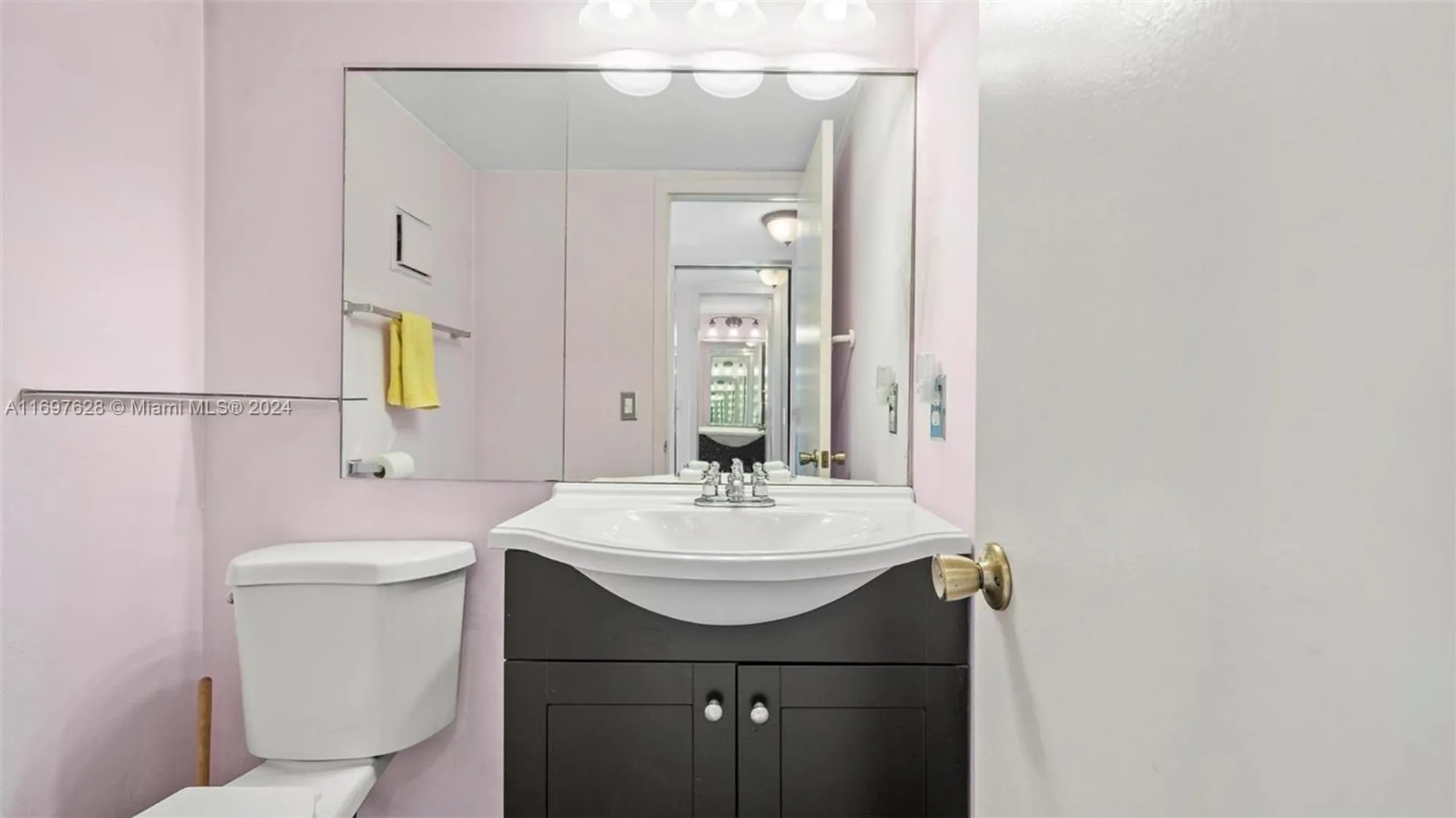 Property Slideshow image 5 of 10 | 79 suffolk b # 79, Boca Raton, FL, 33434