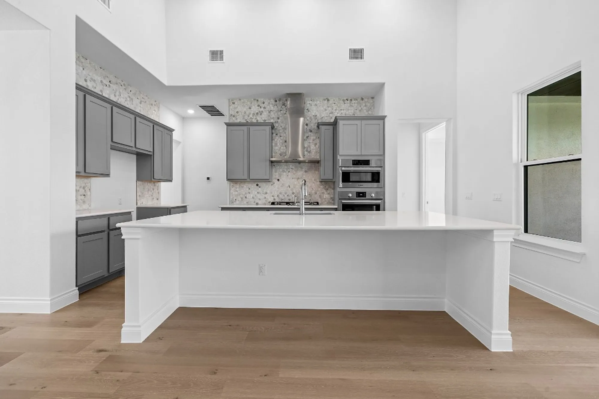 Property Slideshow image 3 of 15 | 409 mayapple, Horseshoe Bay, TX, 78657