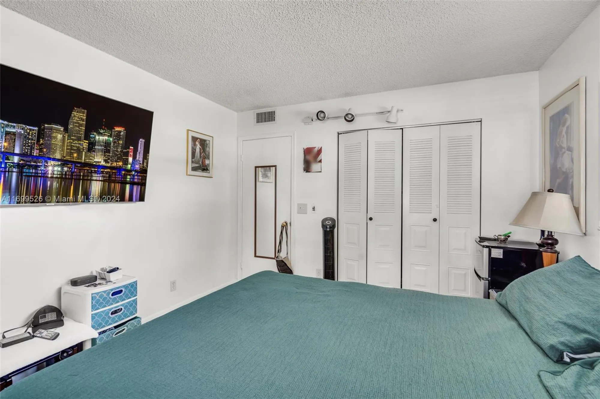 Property Slideshow image 16 of 26 | 200 sw 132nd way 211l, Pembroke Pines, FL, 33027
