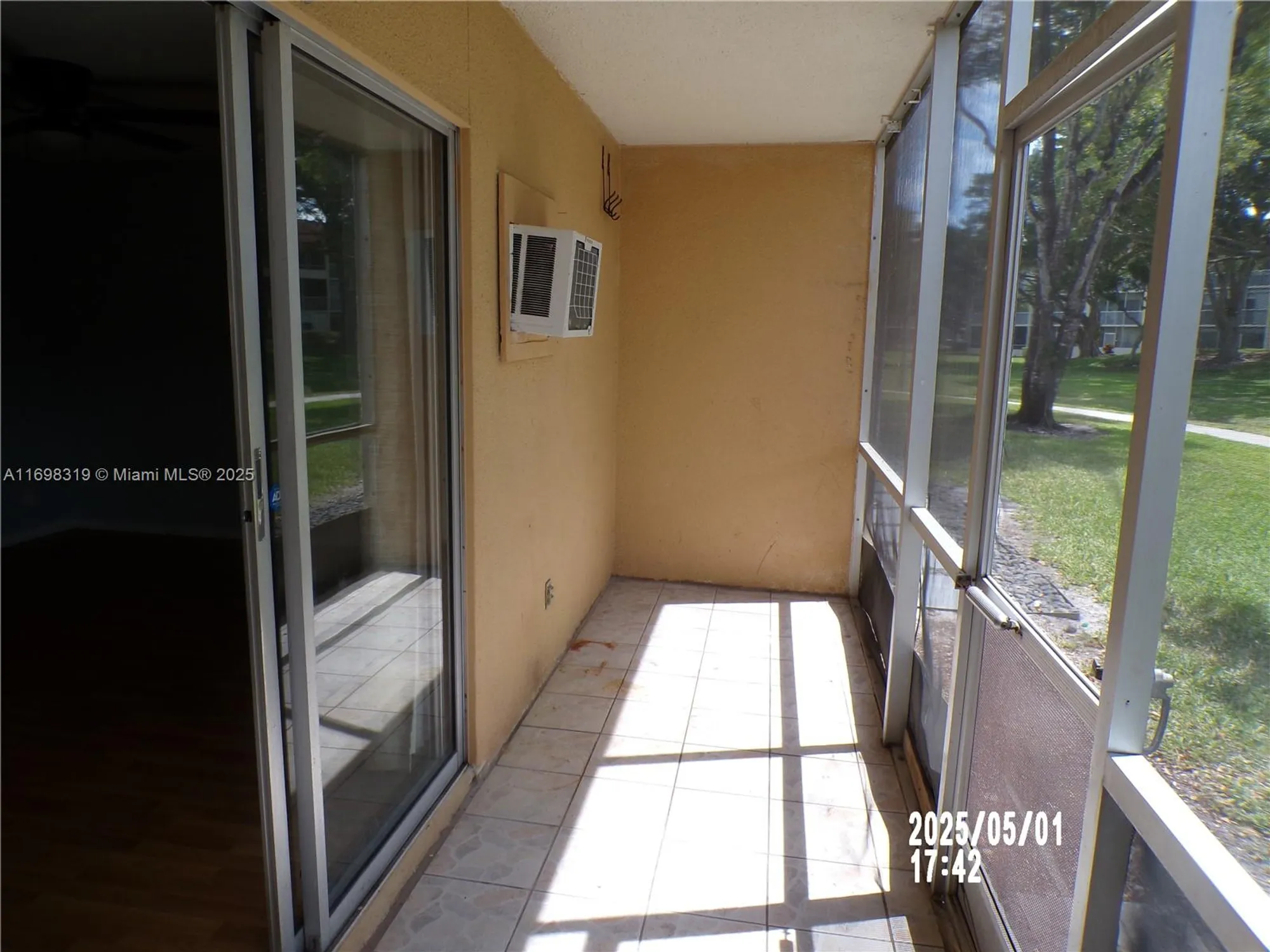 Property Slideshow image 20 of 30 | 13300 sw 1st st apt 112o, Pembroke Pines, FL, 33027