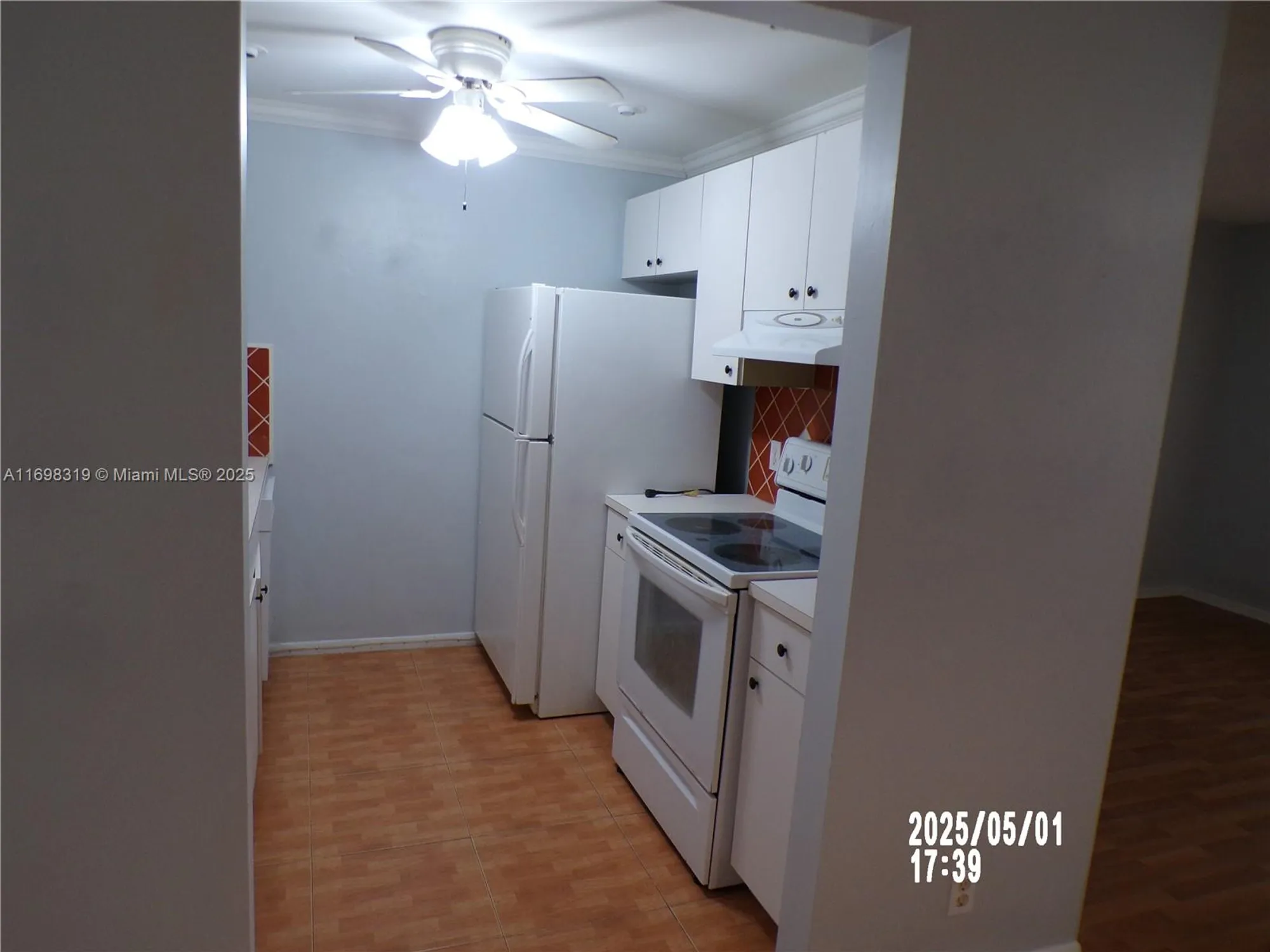 Property Slideshow image 9 of 30 | 13300 sw 1st st apt 112o, Pembroke Pines, FL, 33027