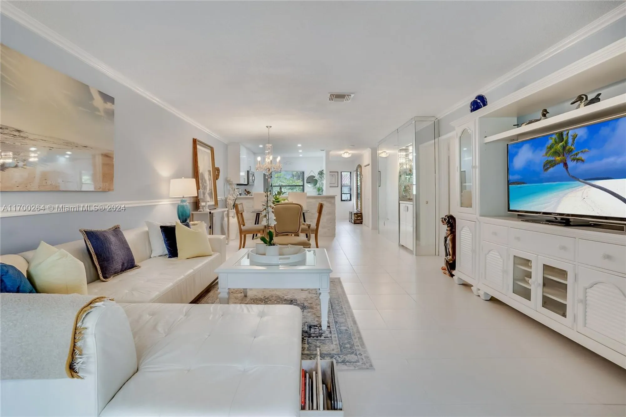 Property Slideshow image 9 of 15 | 21364 cypress hammock dr 1h, Boca Raton, FL, 33428