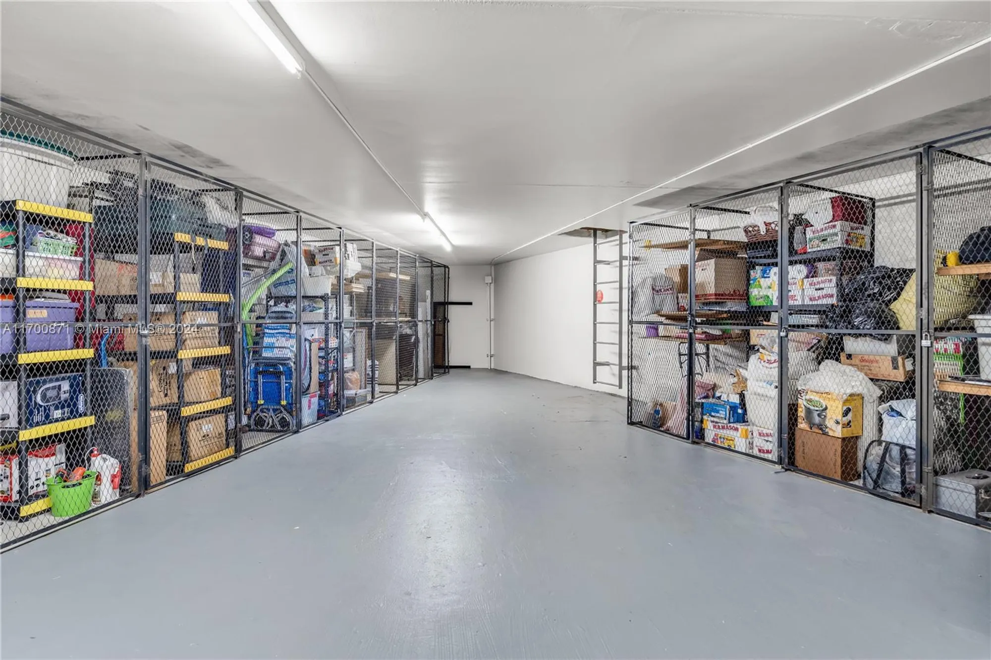 Property Slideshow image 31 of 36 | 2101 lucaya bnd k4, Coconut Creek, FL, 33066