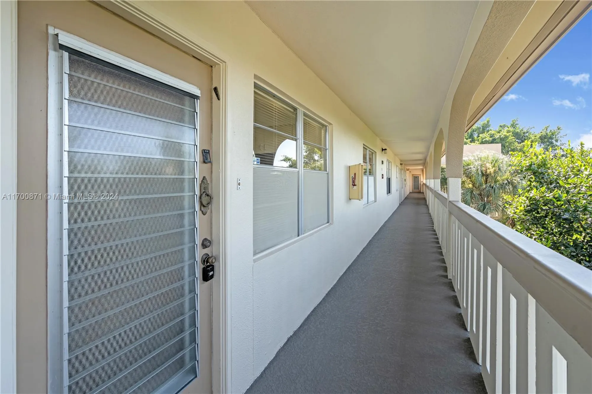 Property Slideshow image 32 of 36 | 2101 lucaya bnd k4, Coconut Creek, FL, 33066
