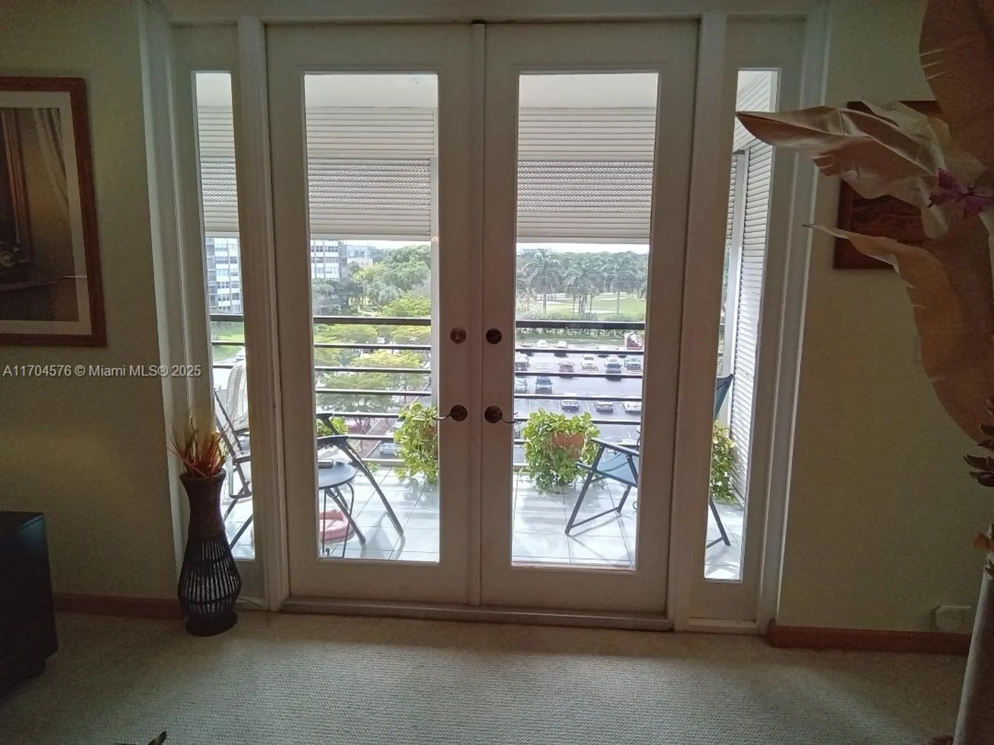 Property Slideshow image 16 of 34 | 1000 saint charles pl 615, Pembroke Pines, FL, 33026