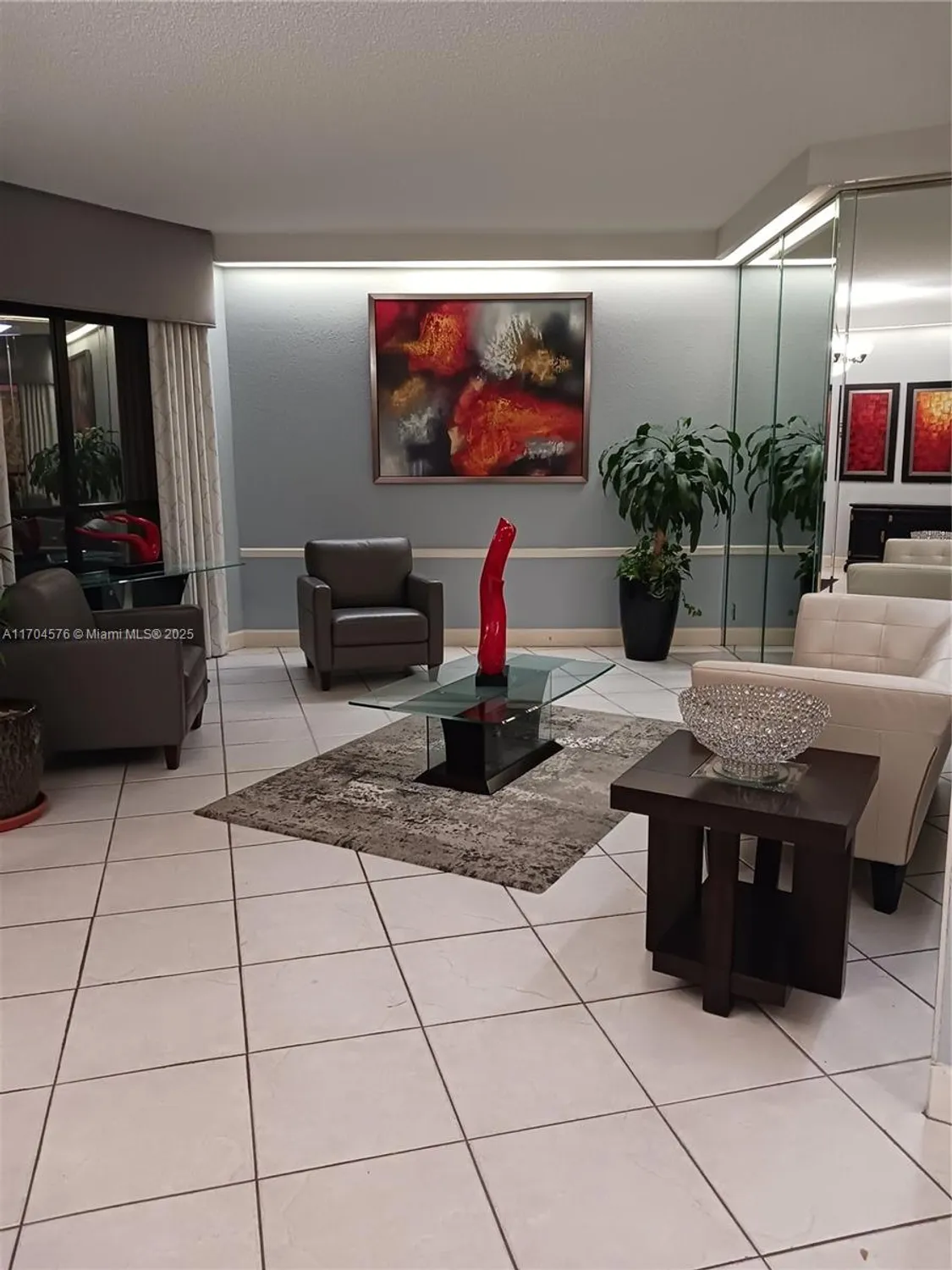 Property Slideshow image 3 of 34 | 1000 saint charles pl 615, Pembroke Pines, FL, 33026