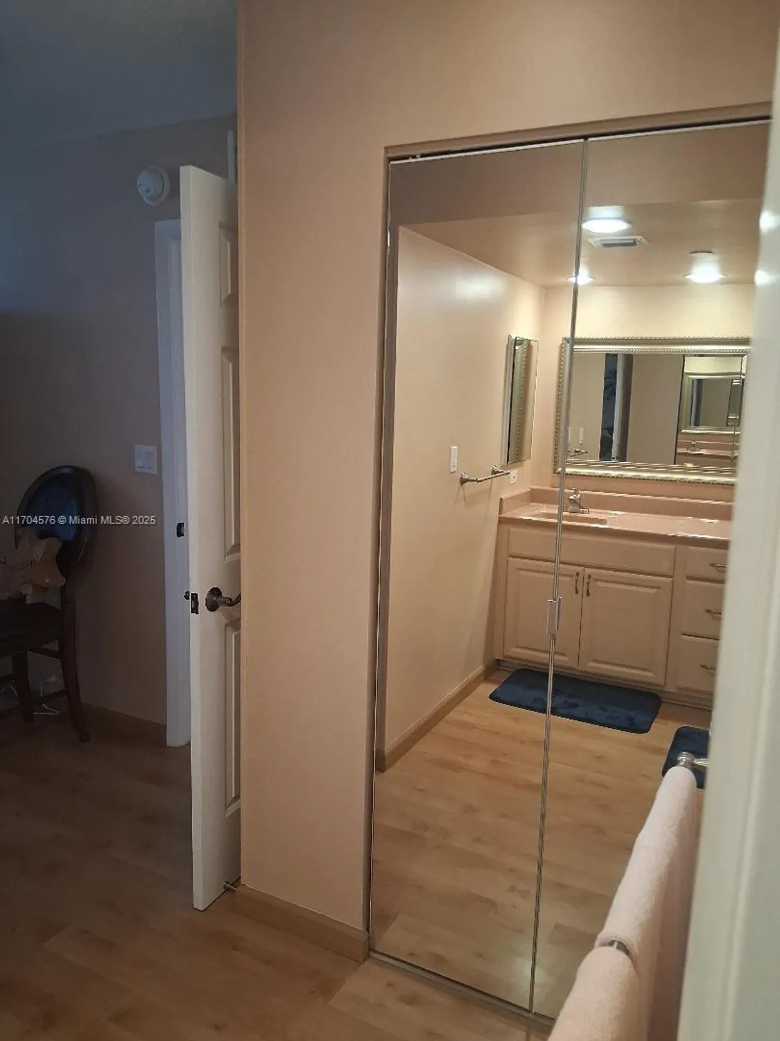 Property Slideshow image 33 of 34 | 1000 saint charles pl 615, Pembroke Pines, FL, 33026