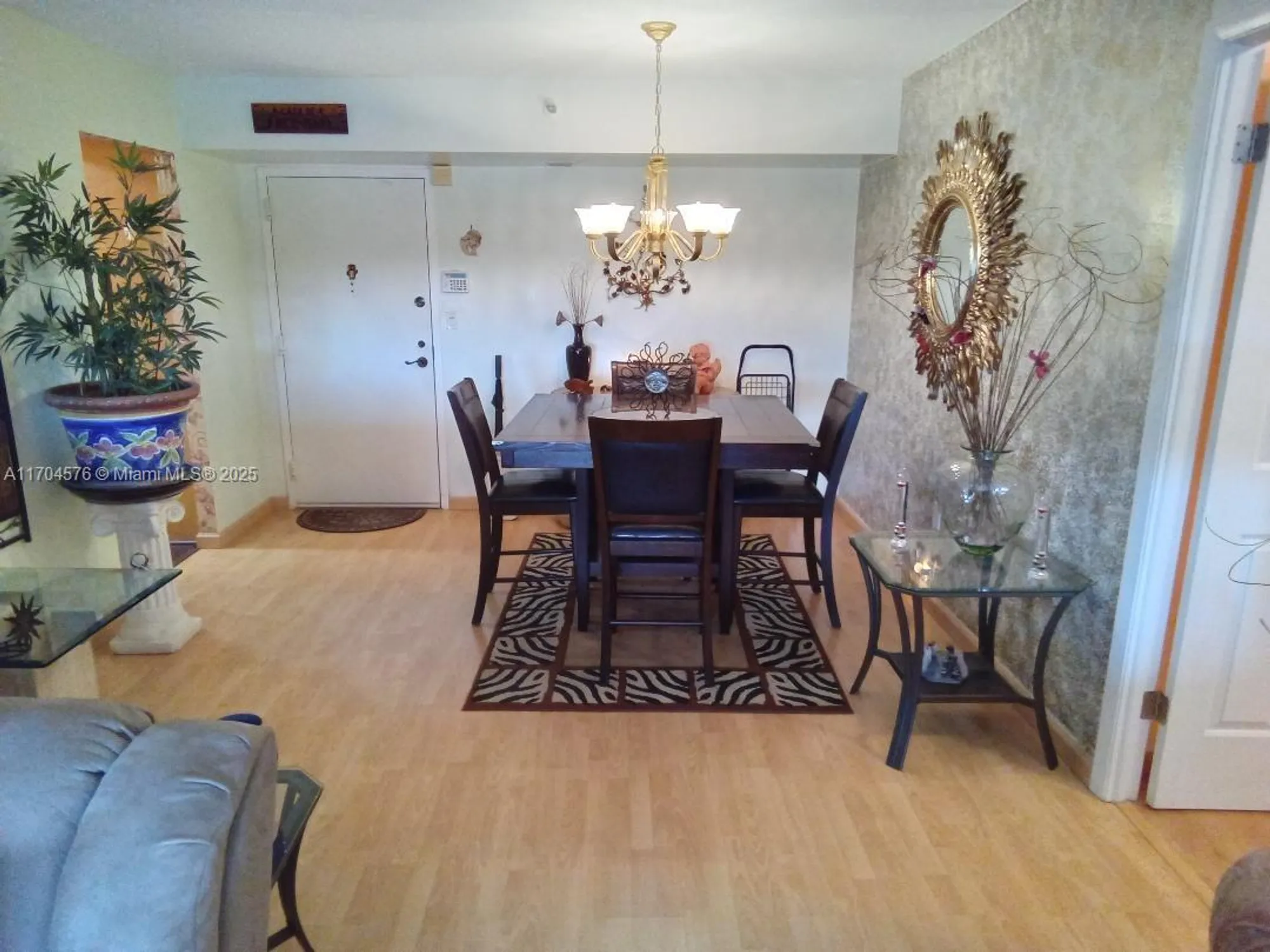 Property Slideshow image 7 of 34 | 1000 saint charles pl 615, Pembroke Pines, FL, 33026