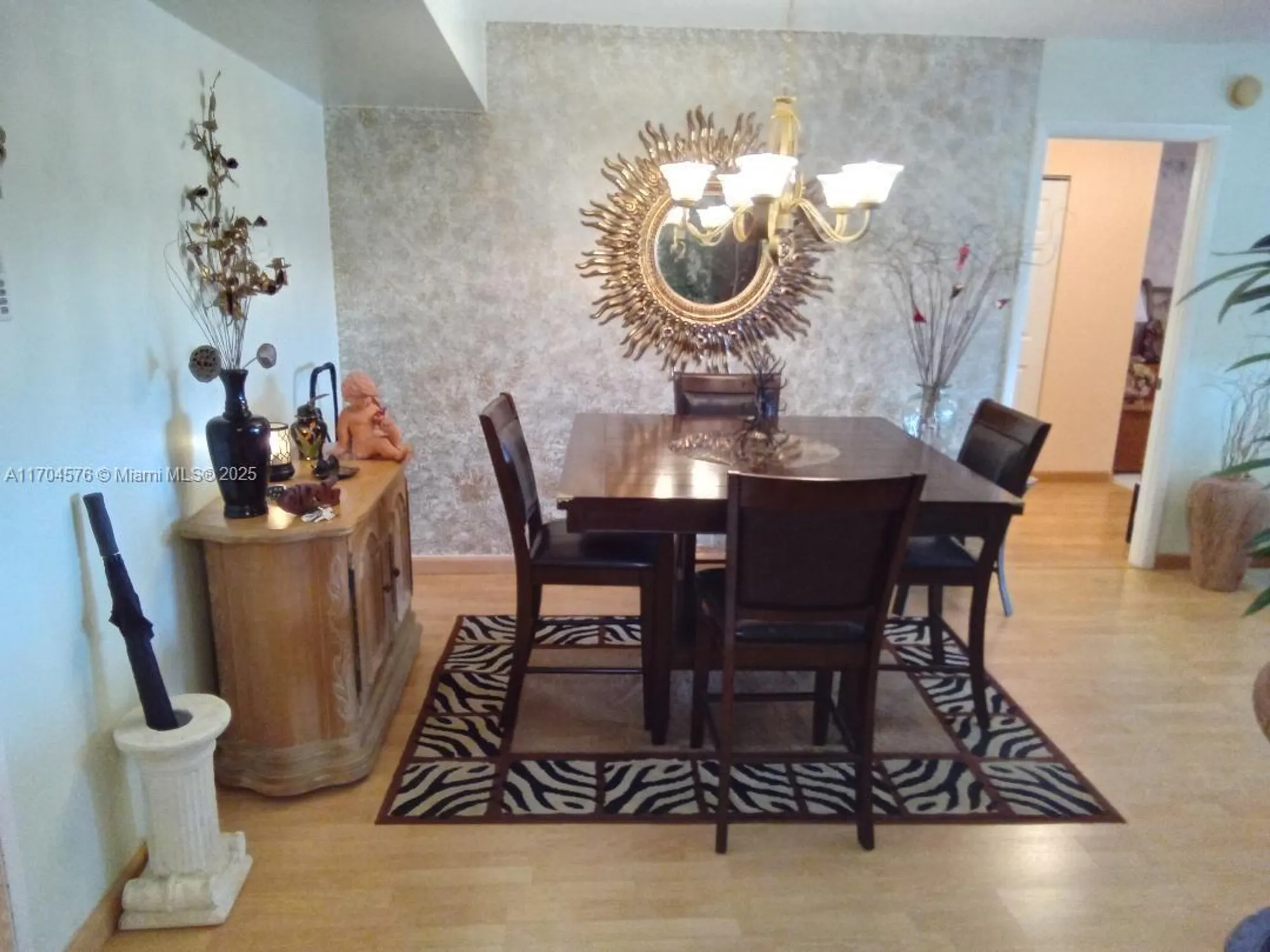 Property Slideshow image 8 of 34 | 1000 saint charles pl 615, Pembroke Pines, FL, 33026