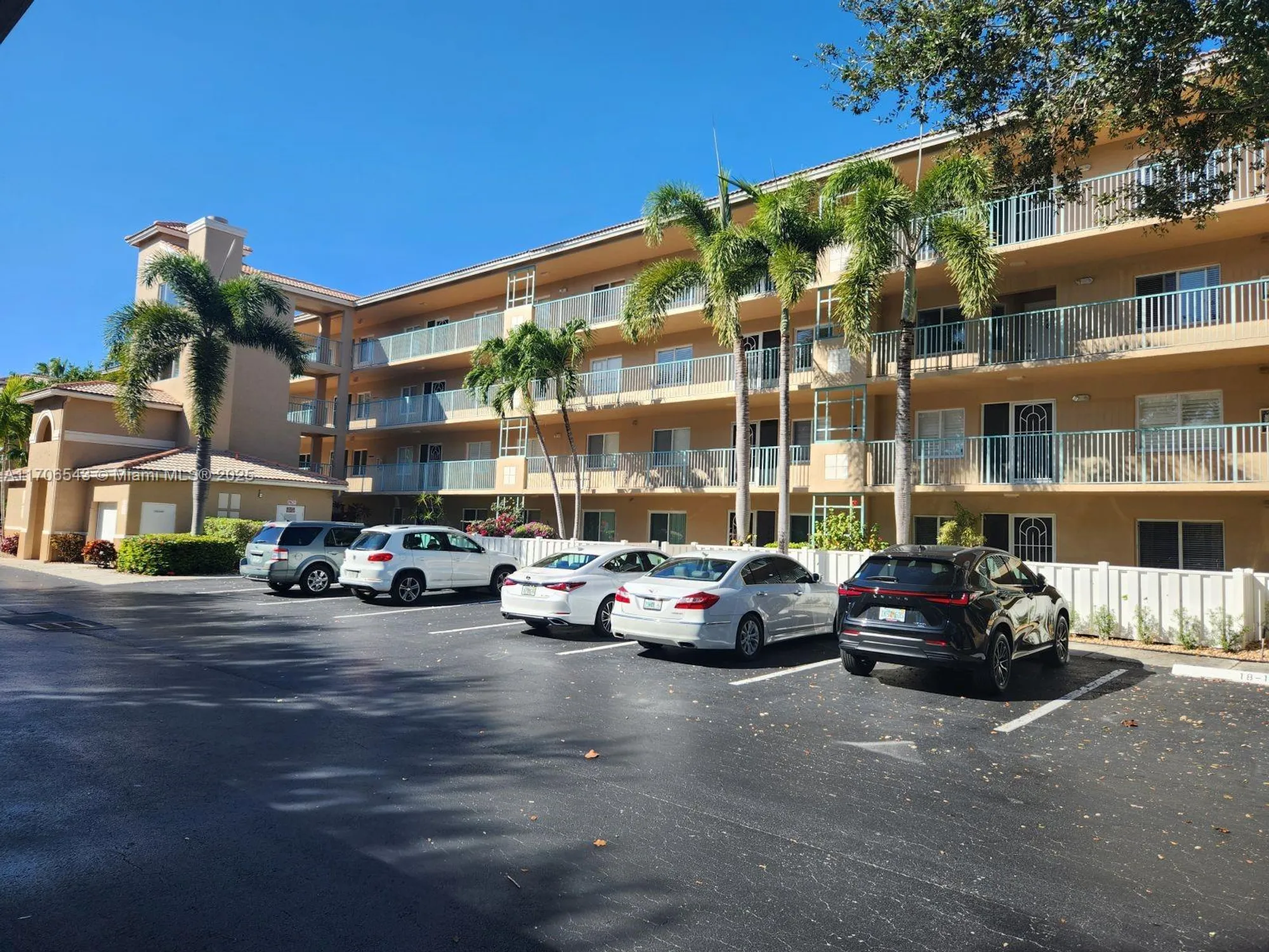 Property Slideshow image 1 of 30 | 5749 gemstone ct 307, Boynton Beach, FL, 33437