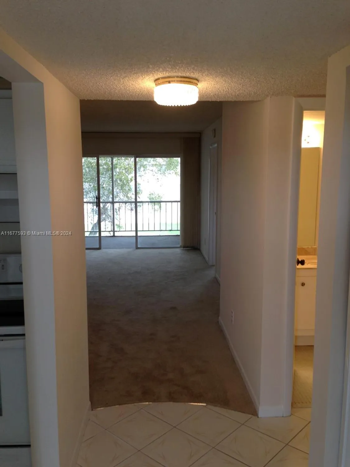 Property Slideshow image 5 of 10 | 5961 nw 61st ave 311, Tamarac, FL, 33319