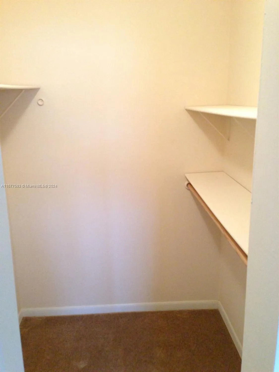 Property Slideshow image 8 of 10 | 5961 nw 61st ave 311, Tamarac, FL, 33319