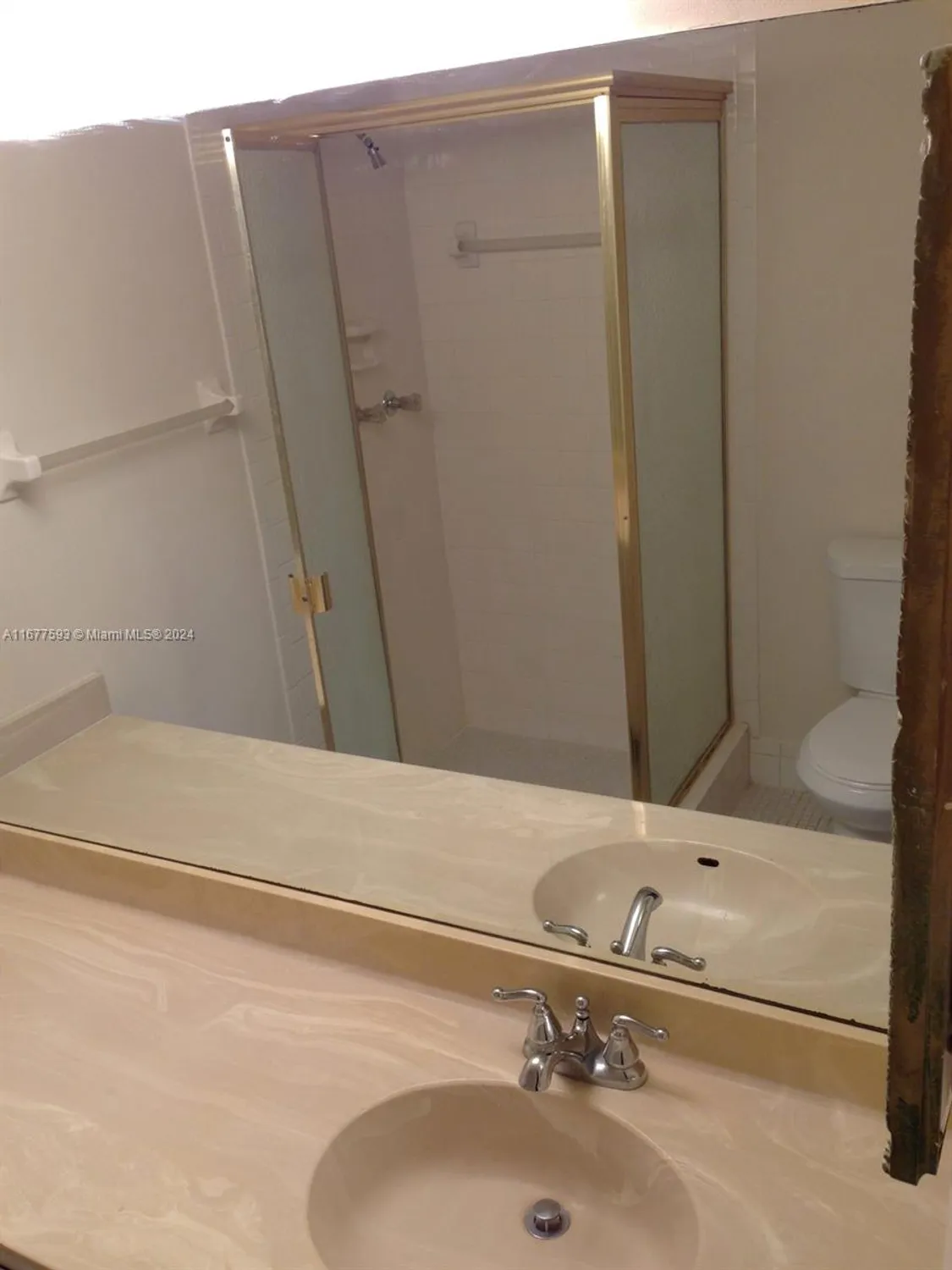 Property Slideshow image 9 of 10 | 5961 nw 61st ave 311, Tamarac, FL, 33319