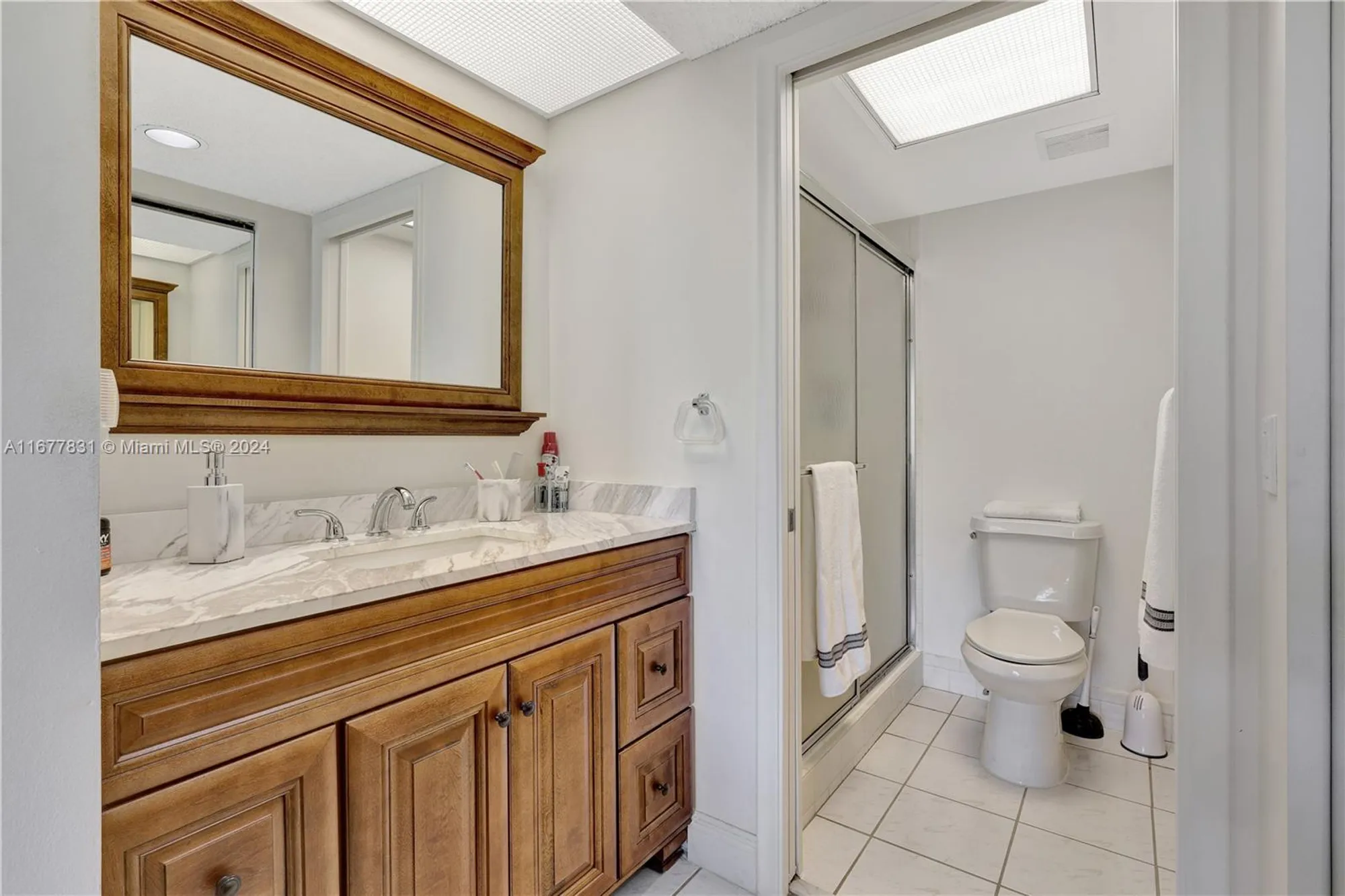 Property Slideshow image 13 of 29 | 12500 sw 6th st n311, Pembroke Pines, FL, 33027
