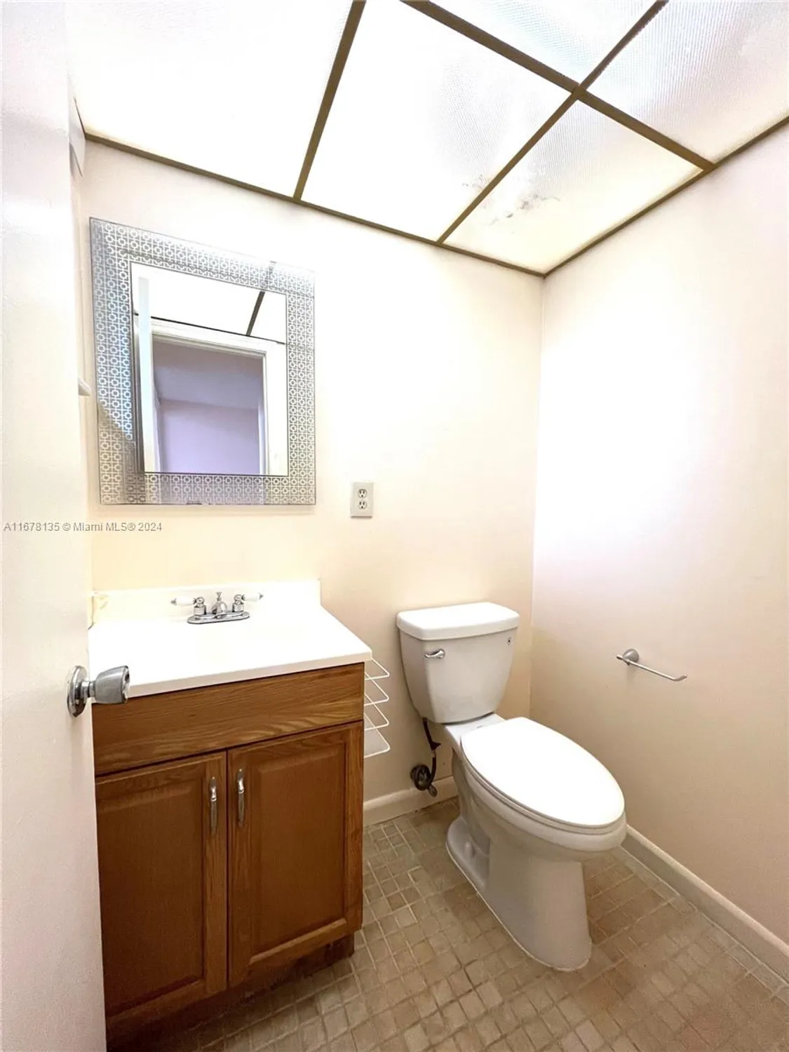 Property Slideshow image 11 of 12 | 6570 royal palm blvd apt 107j, Margate, FL, 33063