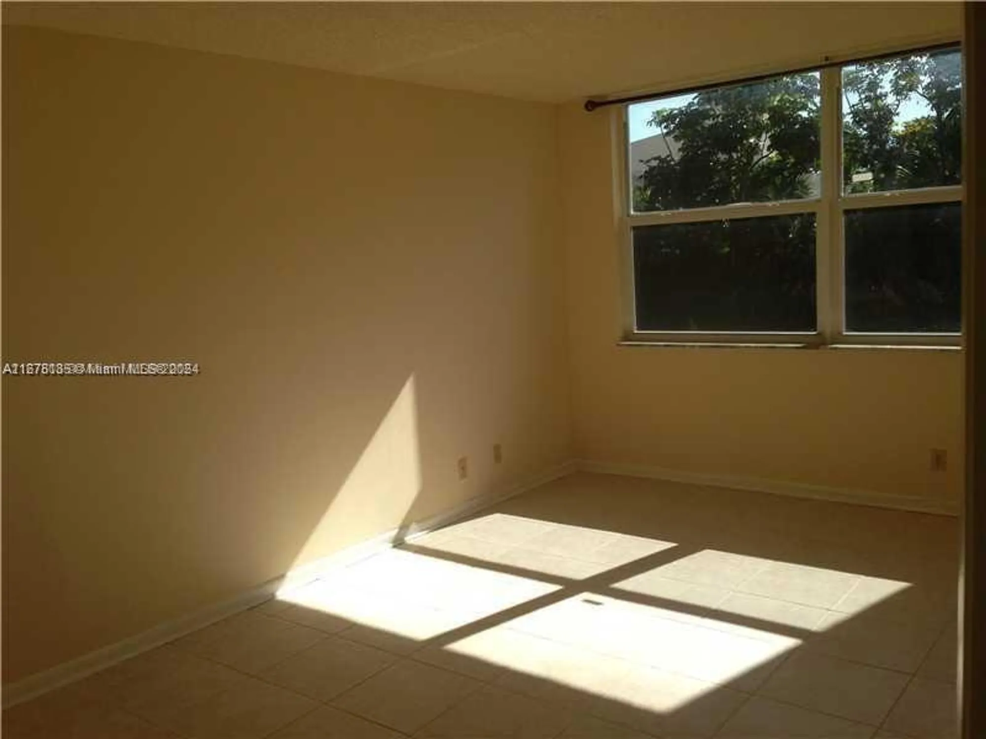 Property Slideshow image 6 of 12 | 6570 royal palm blvd apt 107j, Margate, FL, 33063