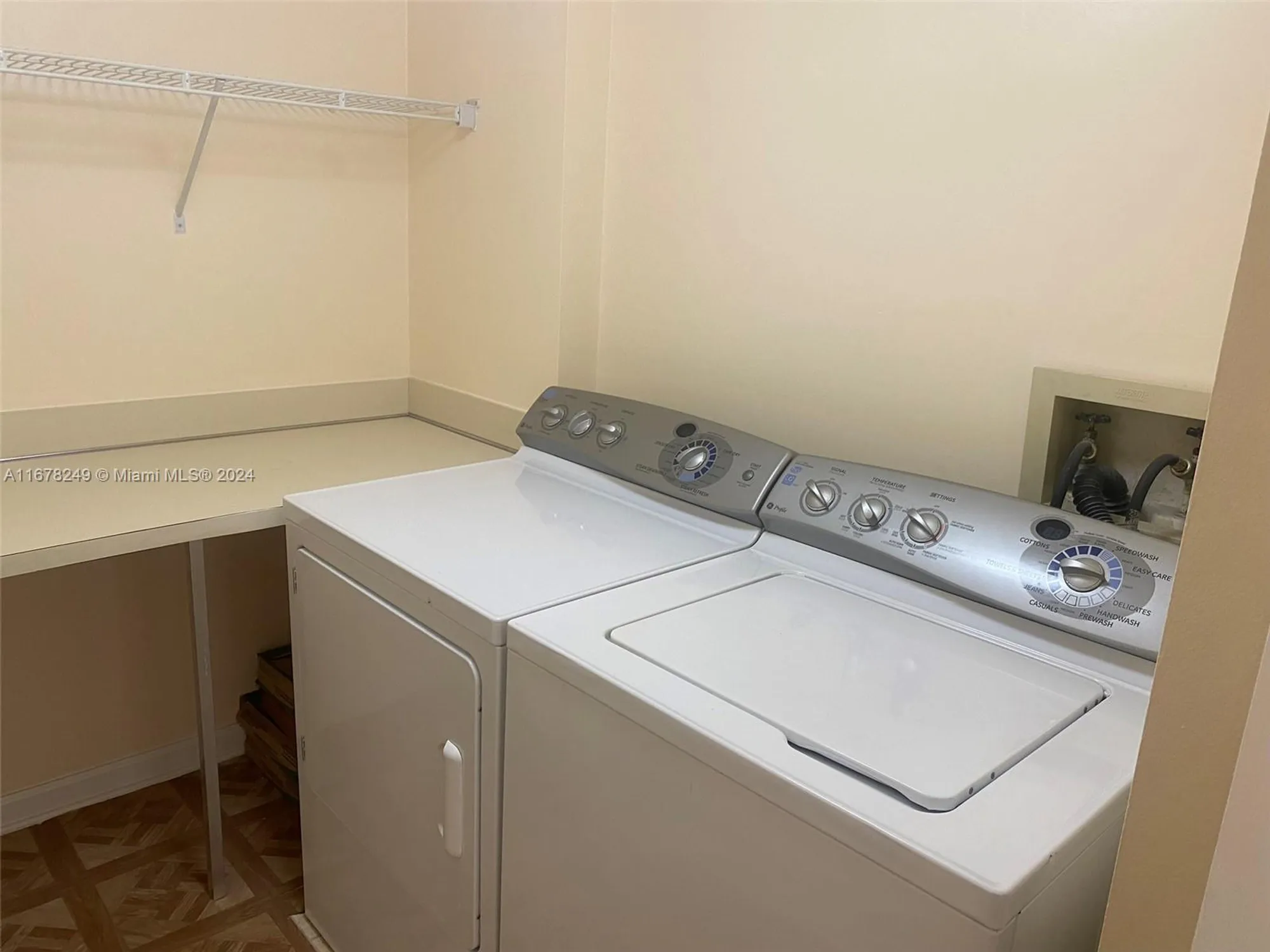 Property Slideshow image 11 of 30 | 10324 e clairmont cir # 101, Tamarac, FL, 33321