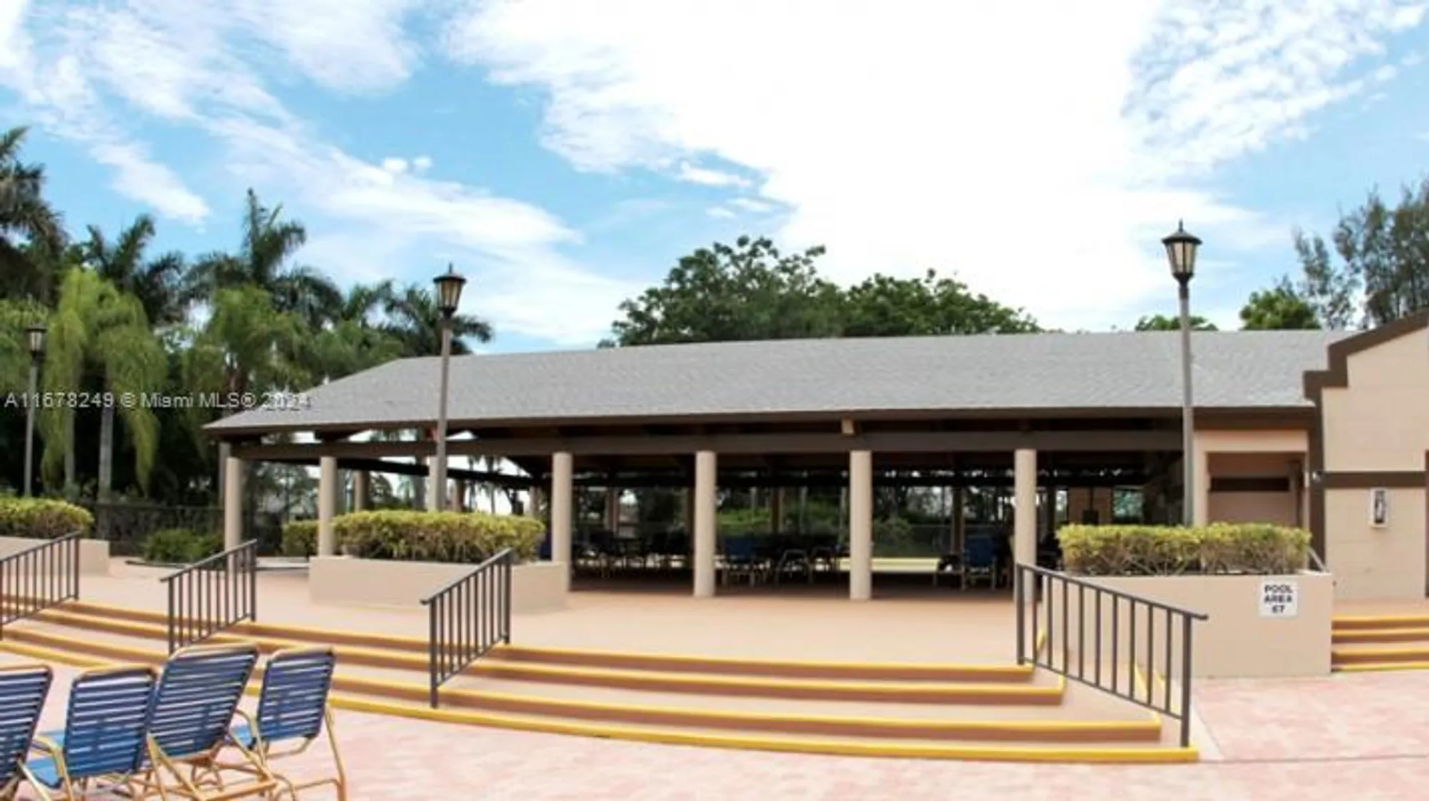 Property Slideshow image 27 of 30 | 10324 e clairmont cir # 101, Tamarac, FL, 33321