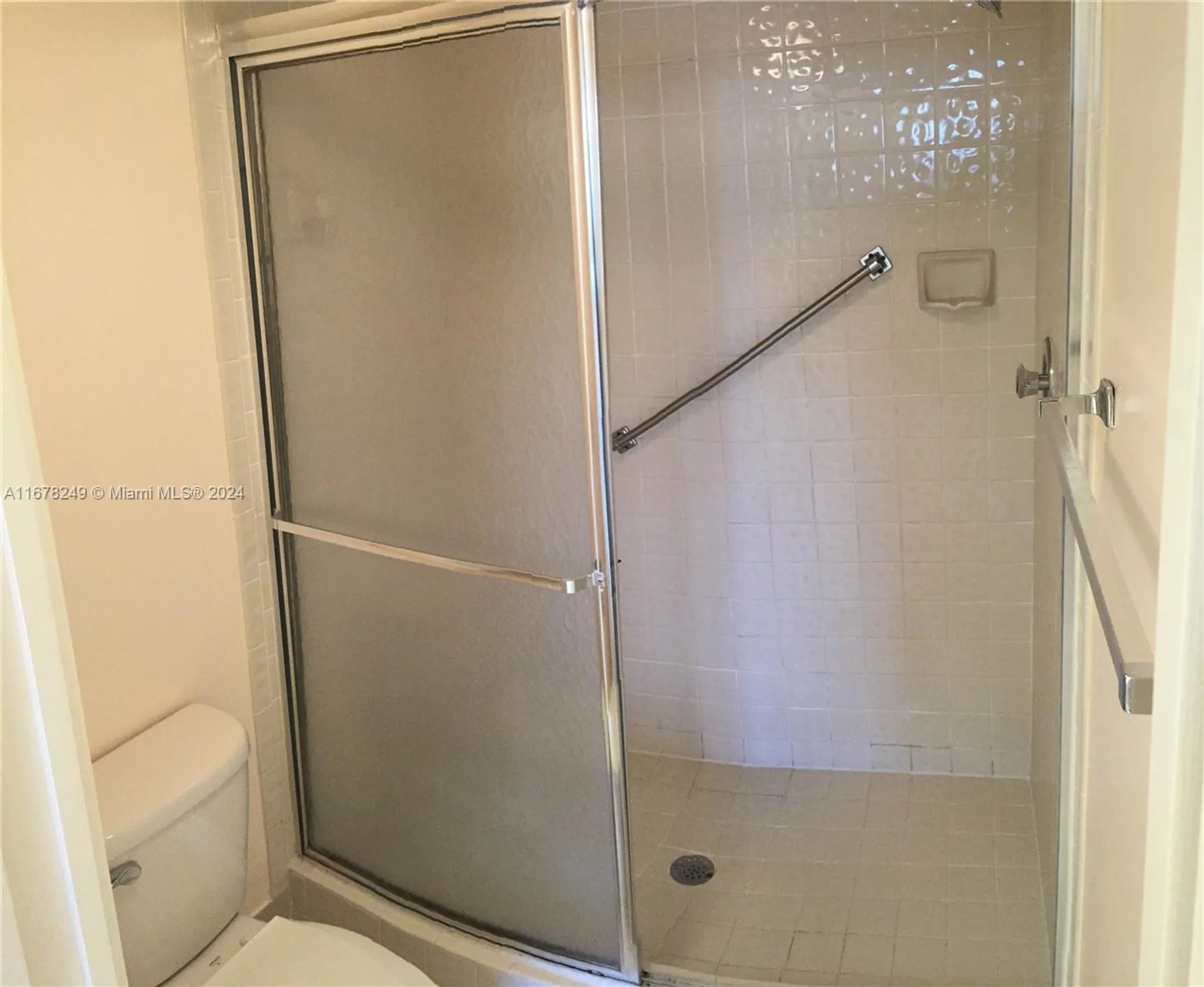 Property Slideshow image 23 of 30 | 10324 e clairmont cir # 101, Tamarac, FL, 33321