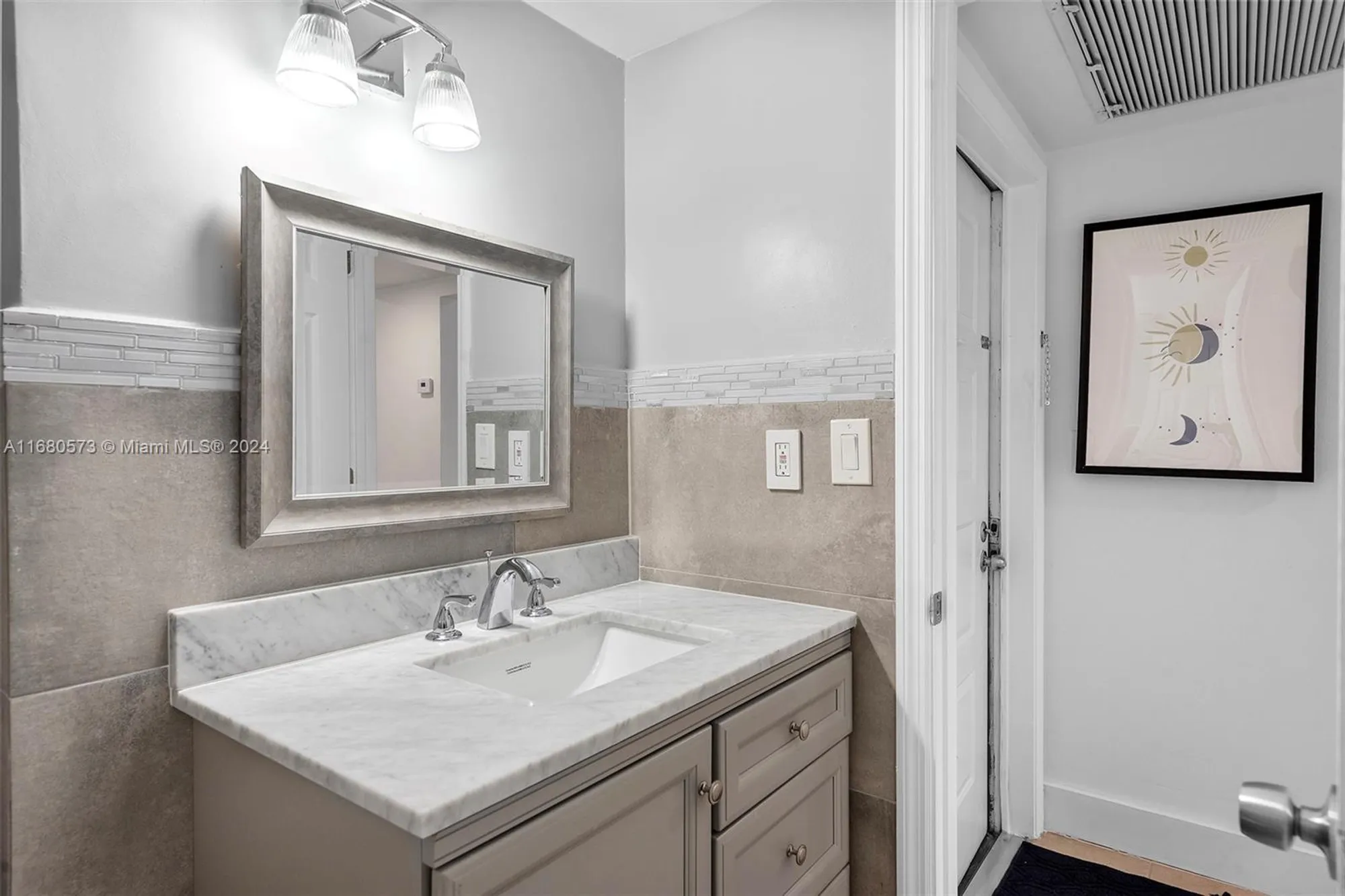 Property Slideshow image 29 of 37 | 1001 colony point cir apt 306, Pembroke Pines, FL, 33026