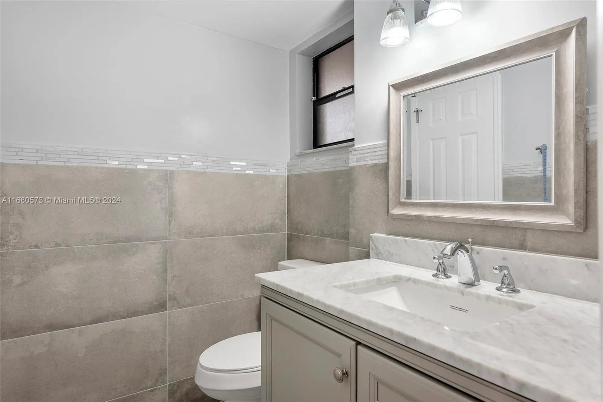 Property Slideshow image 30 of 37 | 1001 colony point cir apt 306, Pembroke Pines, FL, 33026