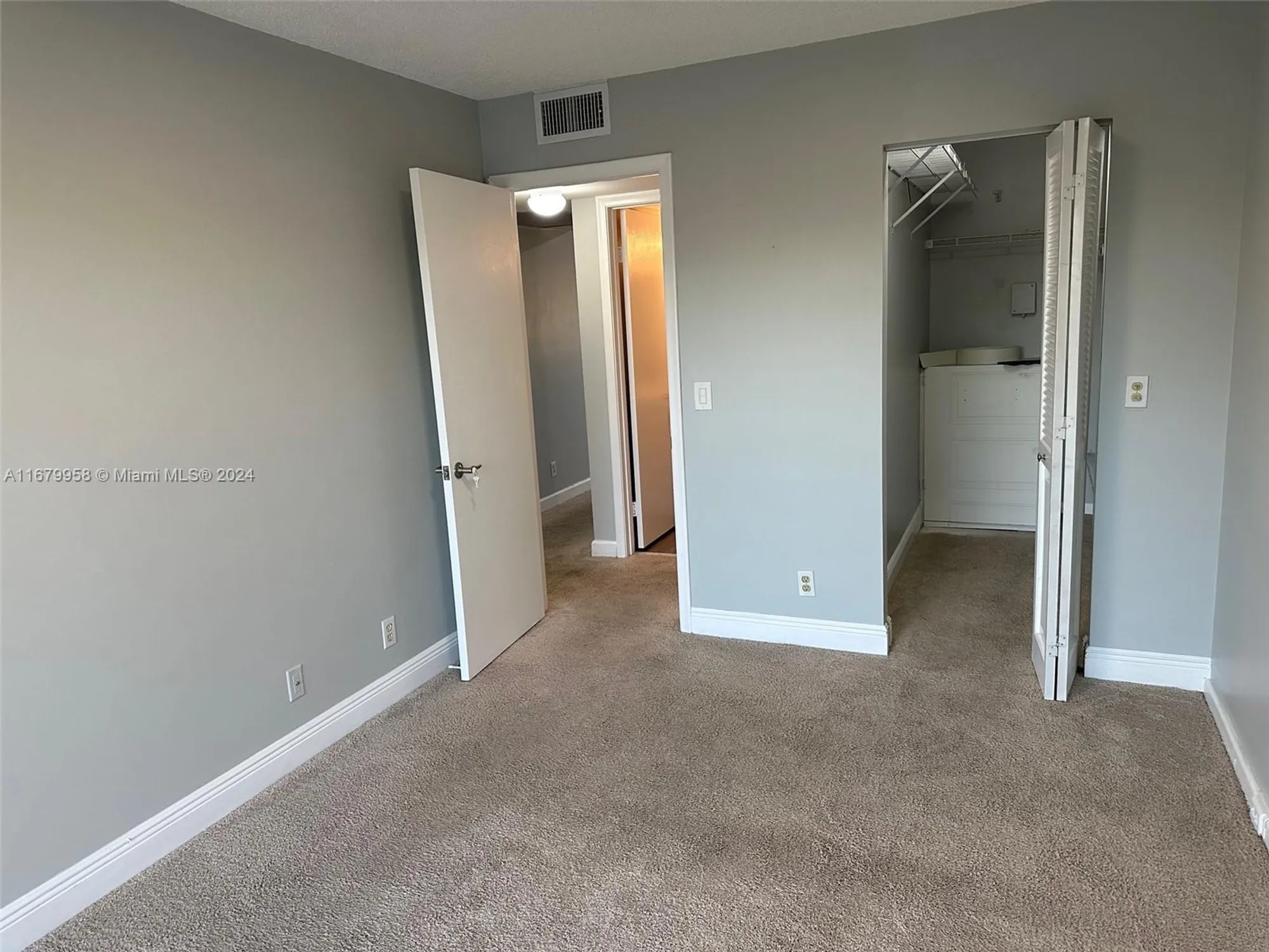 Property Slideshow image 12 of 19 | 151 sw 135th ter apt 313t, Pembroke Pines, FL, 33027