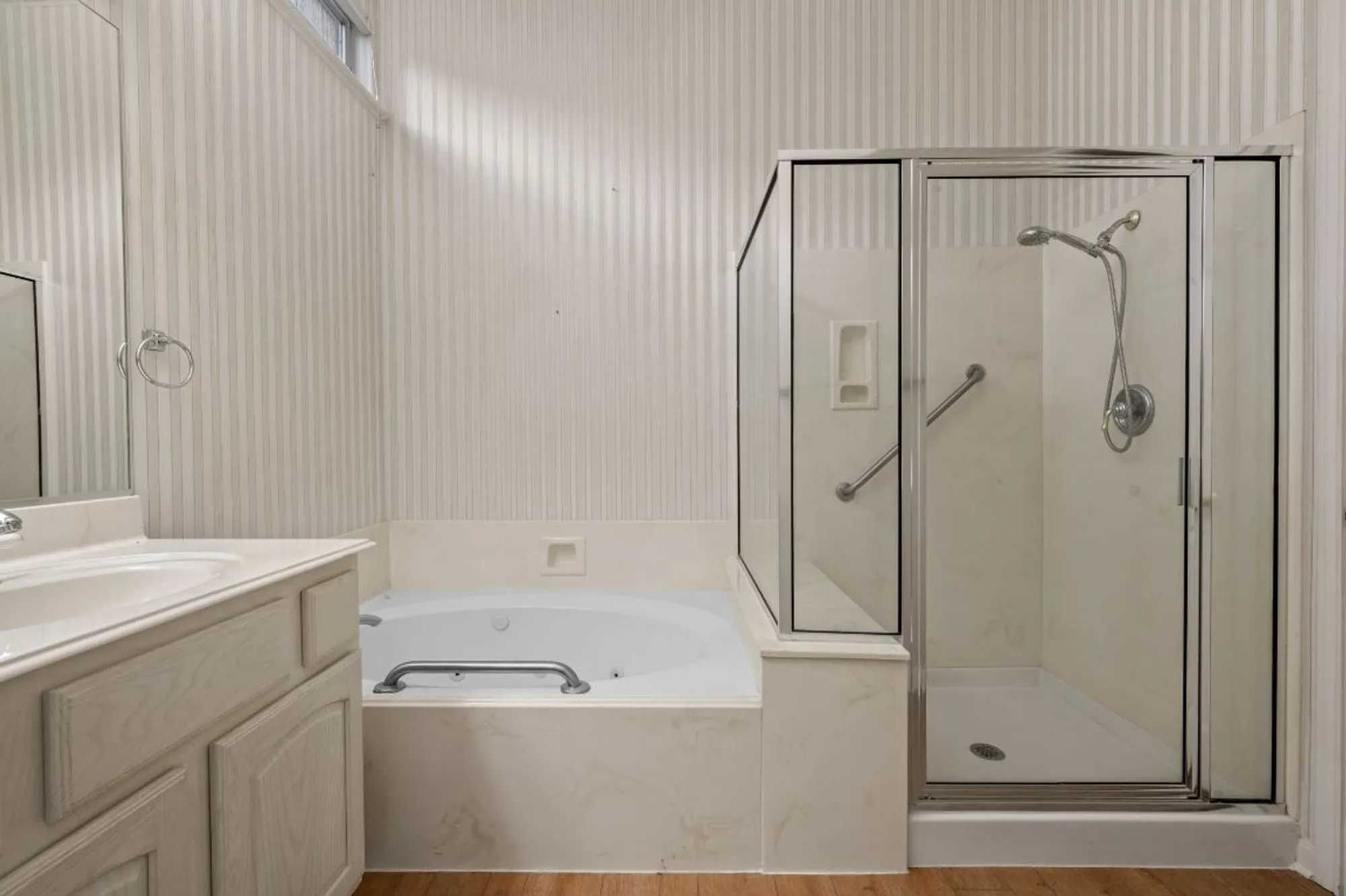 Property Slideshow image 19 of 40 | 133 crystal springs dr, Georgetown, TX, 78633