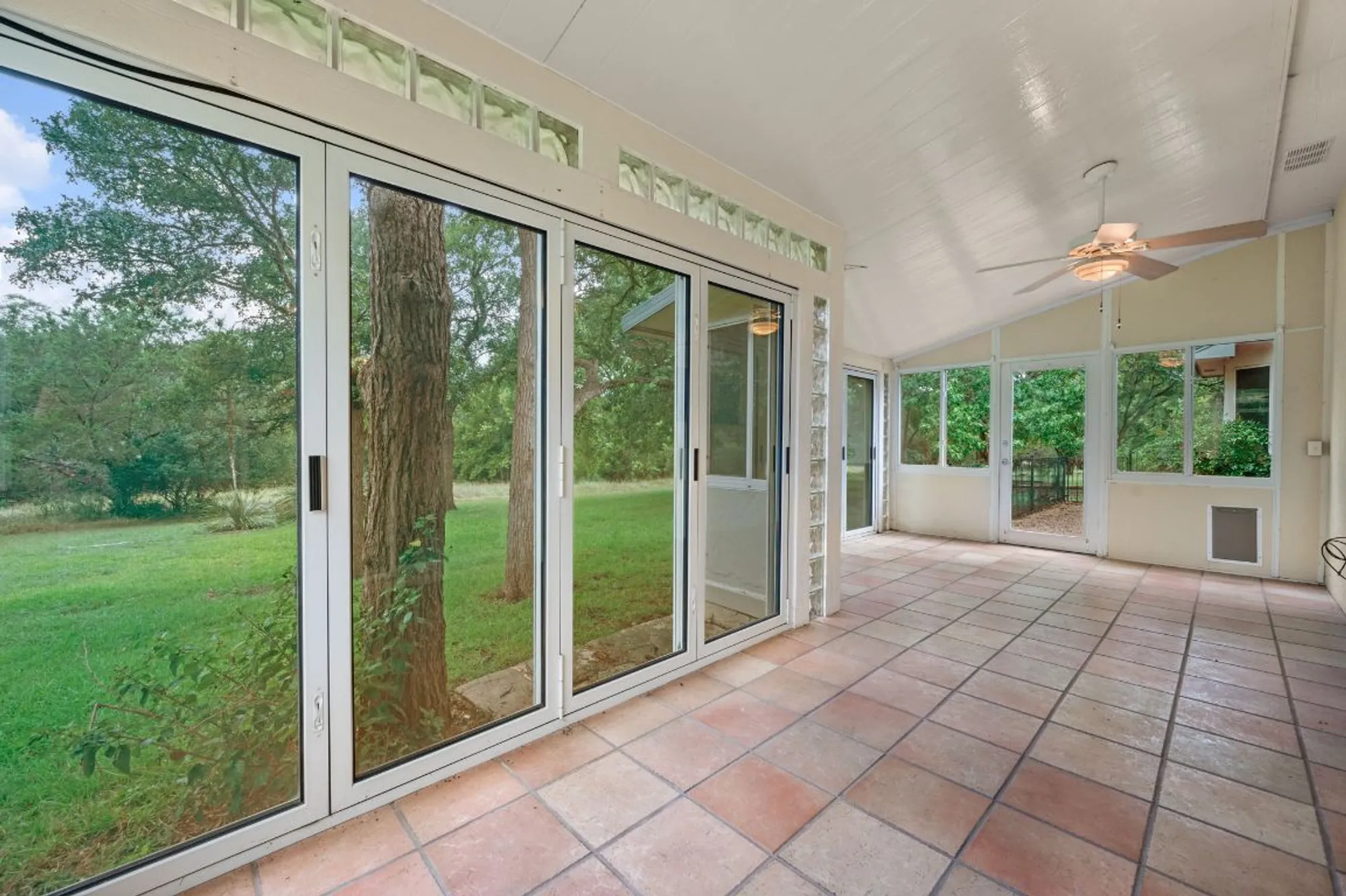 Property Slideshow image 28 of 40 | 133 crystal springs dr, Georgetown, TX, 78633