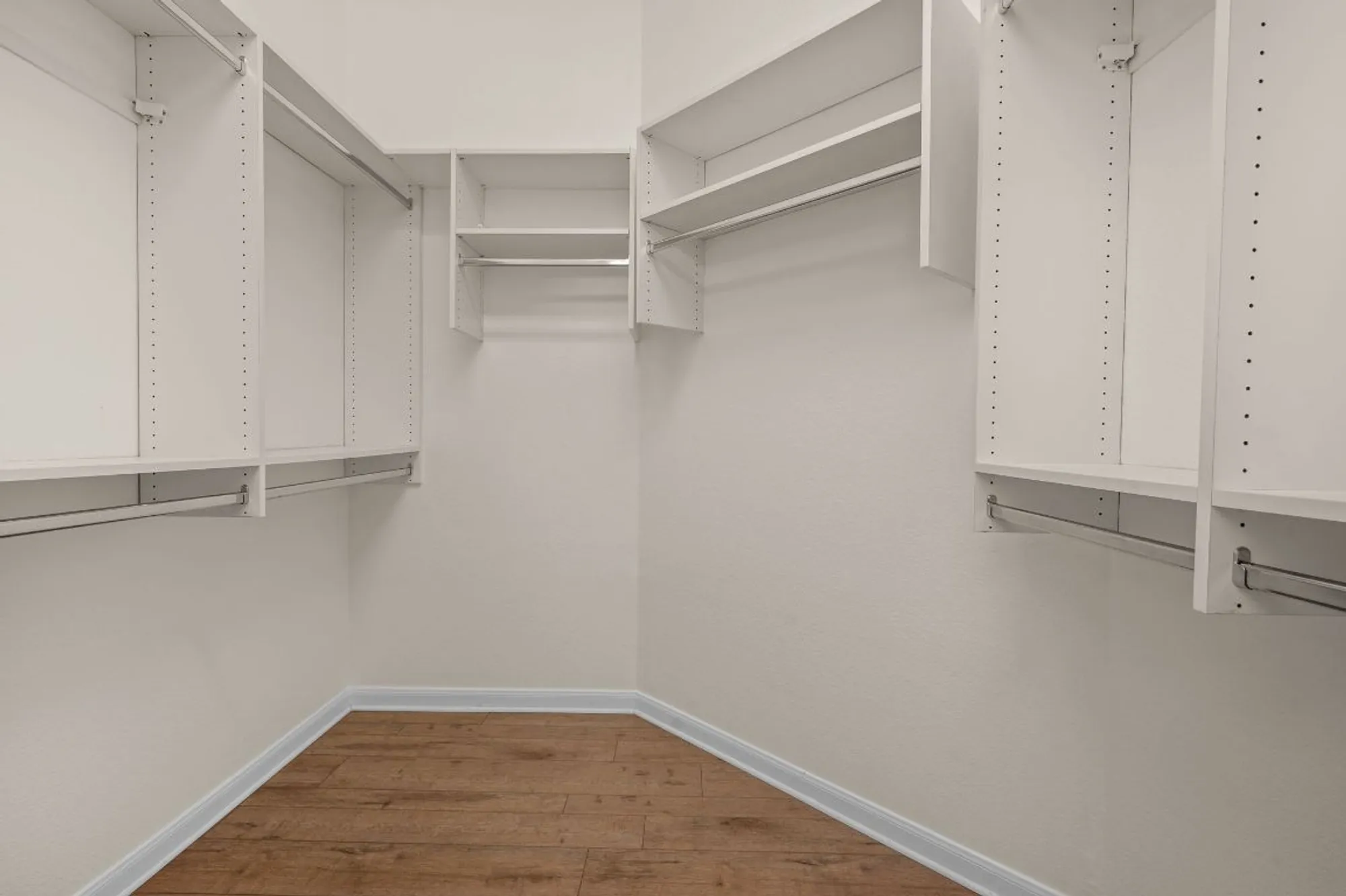 Property Slideshow image 20 of 40 | 133 crystal springs dr, Georgetown, TX, 78633