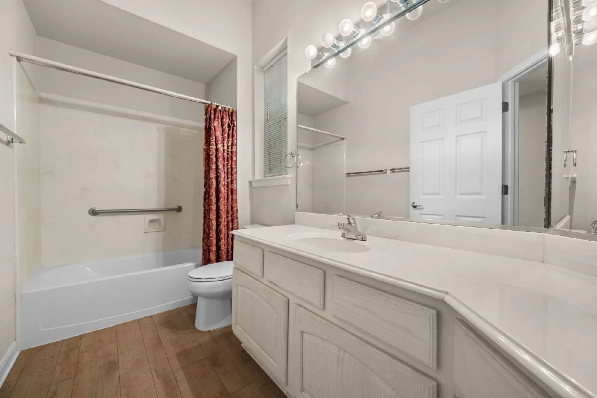 Property Slideshow image 23 of 40 | 133 crystal springs dr, Georgetown, TX, 78633