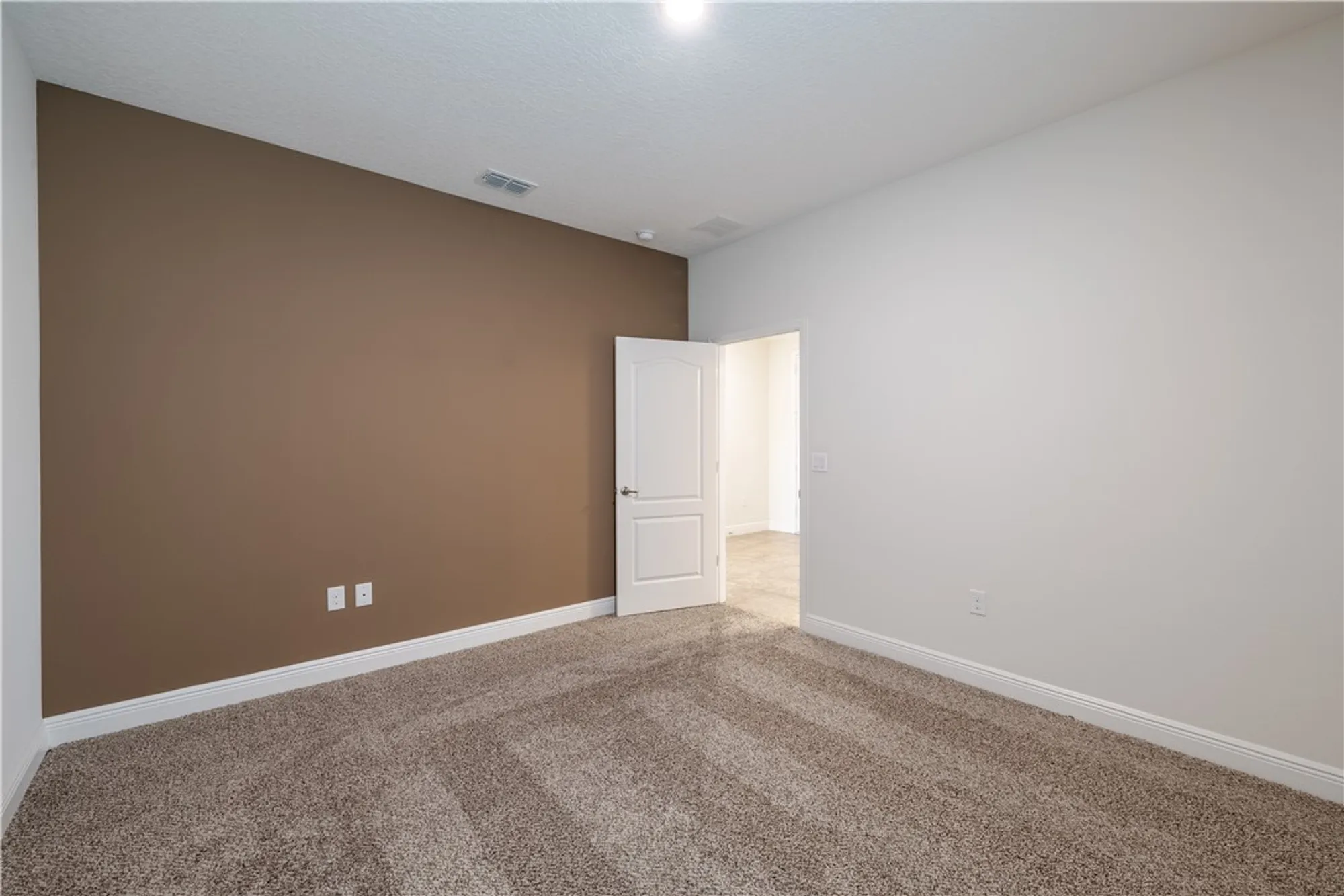 Property Slideshow image 18 of 36 | 5964 long leaf ln, Vero Beach, FL, 32966
